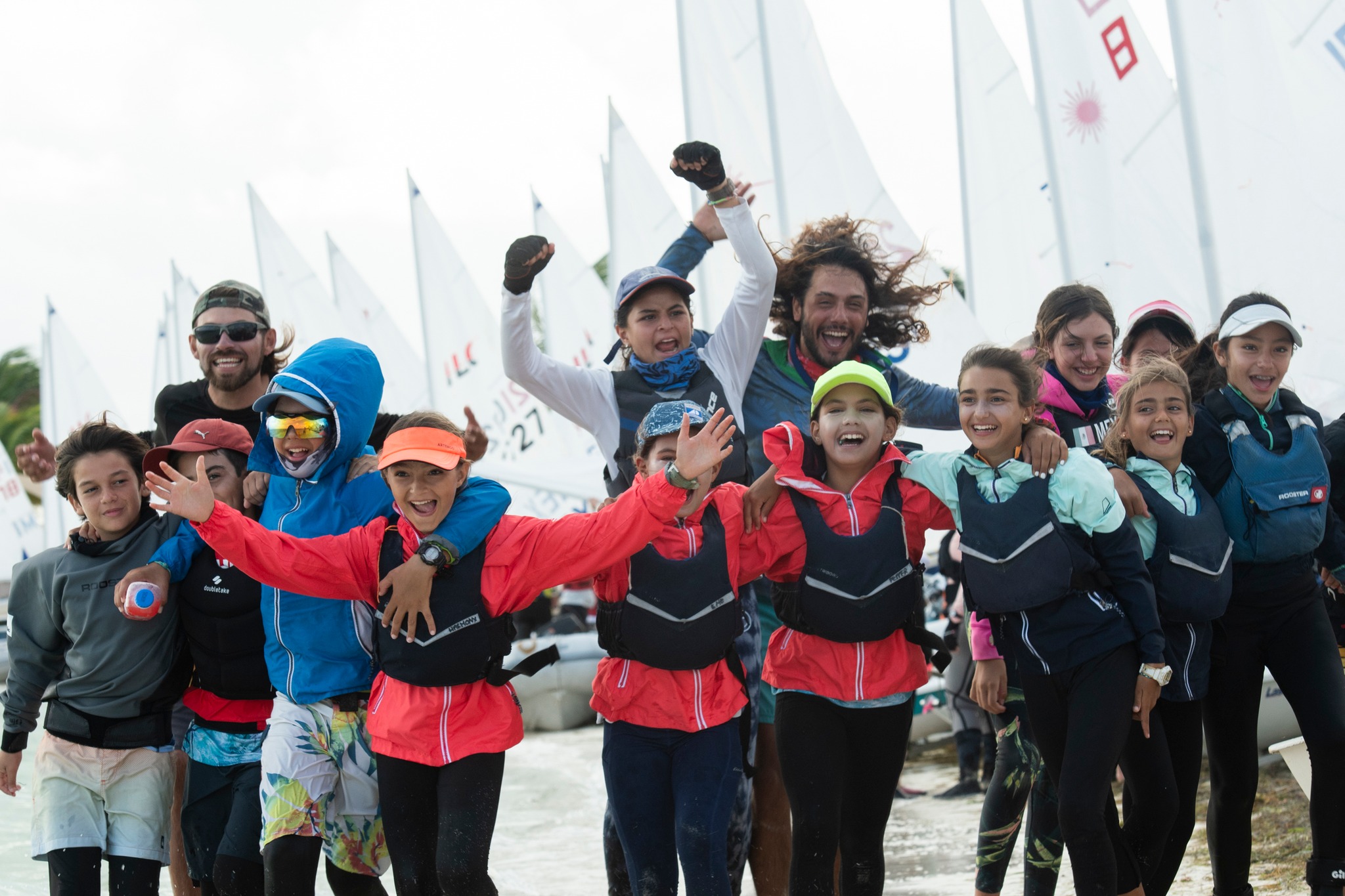 Reviviendo la magia del Mayan Wind Fest 2024 @mazdaoficial
El corazón explota de emoción tras un fin de semana sin palabras, donde la pasión por la vela, kiteboard, wingfoil y windsurf nos unió en un torbellino de emociones.
#MayanWindFest #QuintanaRoo #cancun #CaribeMexicano
@goquintanaroo @visitcancun @visitbacalar @mycozumel @mazdaoficial @sabino_producciones @somoscalientetv @bacanoraaguamiel @amk.oficial @shakavibescancun
@fone @cityexpress @balea.brand @cabrinha @redbullmexico @bapubeachwear @aletazulcompany