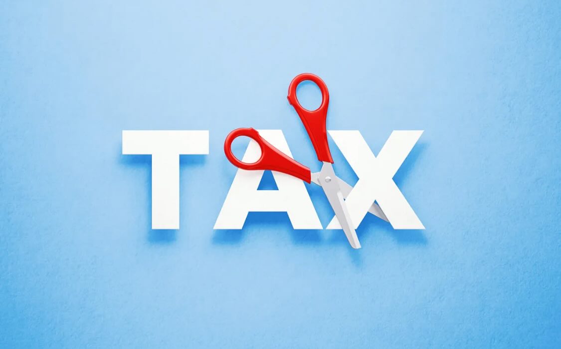 💵12 MOST OVERLOOKED TAX DEDUCTIONS AND CREDITS💸you can still take even if you already filed.
1) CHARITABLE CONTRIBUTIONS.
2) STUDENT LOAN INTEREST.
3) RETIREMENT CONTRIBUTIONS TAX CREDIT.
4) GAMBLING LOSSES.
5) TAX CREDIT FOR OTHER QUALIFIED DEPENDENTS.
6) TAX DEDUCTION FOR JURY PAID.
7) CHILD AND DEPENDENT CARE CREDIT.
8 ) STATE AND LOCAL (SALT) TAXES FOR THOSE WHO ITEMIZED.
9) MORTGAGE POINTS, LOAN FEE OR PREPAID FINANCE CHARGE.
10) MOVING EXPENSES.
11) EDUCATORS CLASSROOM MATERIAL CREDIT.
12) HOME OFFICE TAX DEDUCTION.
Let us know if we can help by calling our office directly @ (818)899-6404 or consult directly with one of our professionals:
www.melvinmora.com