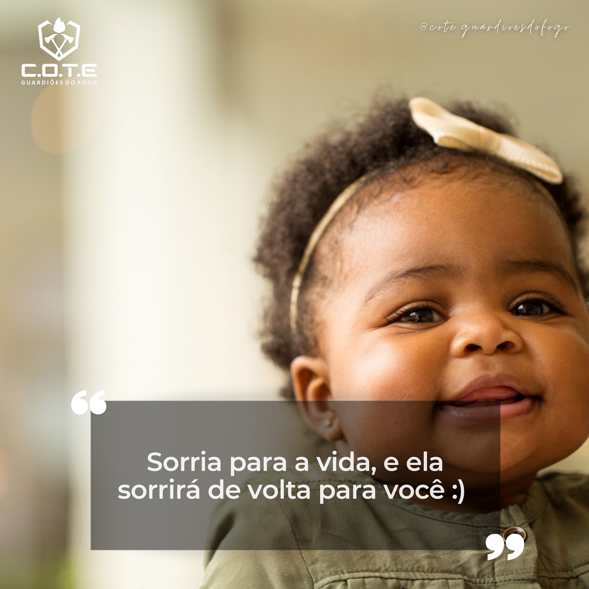 “Sorria para a vida, e ela sorrirá de volta para você.” 🥰
⠀
Emane energia positiva, compartilhe o amor, pois tudo que plantamos um dia iremos colher!
Gentileza gera gentileza! ❤️
⠀
C.O.T.E - Guardiões do Fogo,
“Lutando pela sua vida e seu futuro.”
⠀
#frasesmotivacionais #vida #amor #sorria