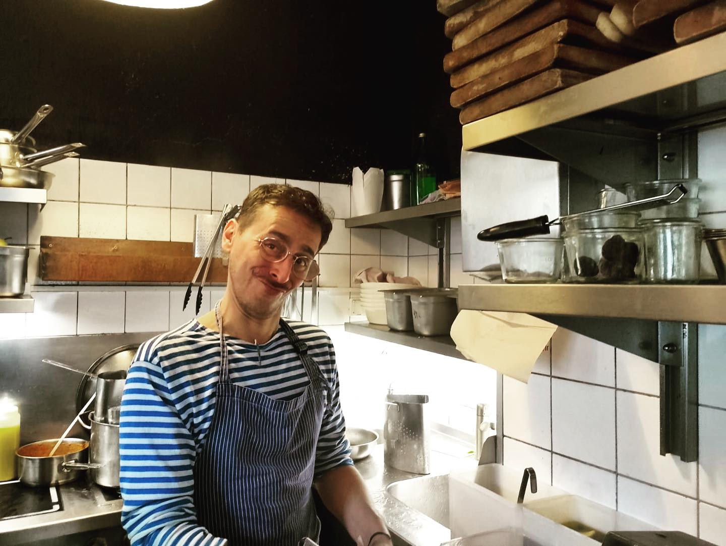 Crewlove is truelove 🫶
.
.
.
.
.
#mädchenitaliener #mädchenitalienerberlin #alteschönhauser #italianfood #italienrestaurant #berlinmitterestaurant #pastaamore