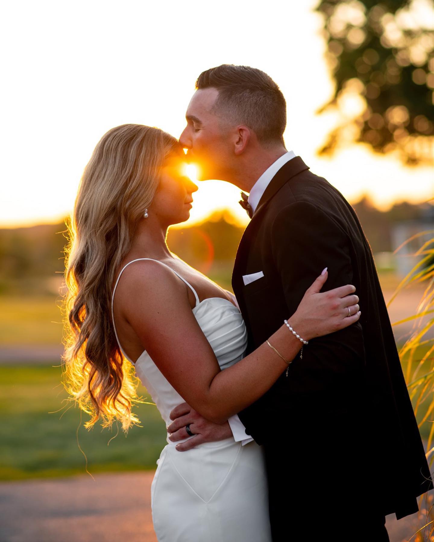 HANNA & KEVIN
09.14.2024
Hanna and Kevin’s wedding was a dream come true! ✨ From the moment I arrived at Hanna’s house for getting ready pictures, I knew it was going to be an incredible day.
Hanna’s first look with her dad and Hanna & Kevin’s emotional first look as a couple were two moments i’ll never forget 💖 The love and joy radiating from them all day (especially during the first look, ceremony, and first dance) was palpable, and it was an honor to capture their special bond.
This was an especially exciting wedding, as many of our guests were former HLP clients (shoutout Morgan & Jack, and Lauren & Matt!!) - it was so fun to get to see and squeeze so many family members that I’ve grown so familiar with by now 😭🥹 and yes, I obviously fricken love to work with my FELLOW HANNA & HANNAHS!!!
As the sun began to set, casting a golden glow over the scene, H&K shared their (perfectly executed) first dance. The dance floor was then packed with guests celebrating the newlyweds, and the energy was contagious! After hours of dancing and celebrating, we pulled the wedding party for a lil sparkler sendoff and said our goodbyes (it was so hard to leave this couple 😭)
Thank you, Hanna and Kevin, for choosing my team to document your unforgettable day. It was an absolute HONOR, and I was so happy to be there with you on your big day! Your love story is truly inspiring — cheers to the newlyweds for a lifetime of happiness!
And a hugeee shoutout to all the amazing vendors who contributed to this magical celebration. Your hard work and dedication made this wedding a dream come true 🥹🥰
VENDOR TEAM
📍 @saratoganationalevents
🍽️ @mazzonehospitality
📸 @hannahlux.photography
💐 @cherrybrandydesigns
👗 @blush_bridal_btq
💄 💇♀️ @true.beauty.co
🎶 @silverarrowband
🪡 @ohsewperfect
HLP TEAM
Lead - Hannah
Second shooter - Dyan @dyanholtphotography
Assistant - Shannon