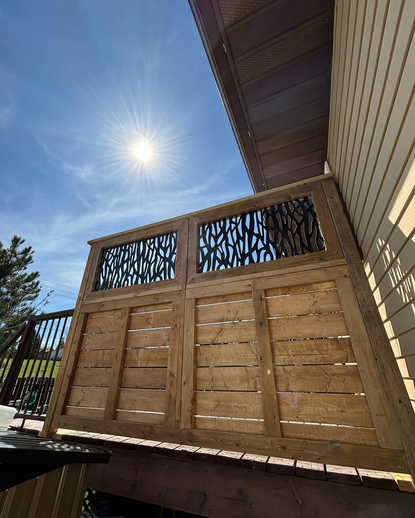 Privacy walls are the keys to a peaceful deck space.
Are you looking for some more privacy in your backyard.
Give us a call!
Contact Dana Rolles at Greener Building
for your free quote today.
Phone: (403) 992-4208
Email: dana@greenerbuilding.ca
•
•
•
🇨🇦
#renovations #construction #yycconstruction #yycrenovations #renos #design #photo #contracting #contractors #yyccontractors #supportlocal #smallbusiness #carpentry #carpenter #wood #woodworking #calgary #alberta #yyc #gc #greenerbuilding #smarterbuilding #dailygrind #selfemployed #frametofinish #yyclocal