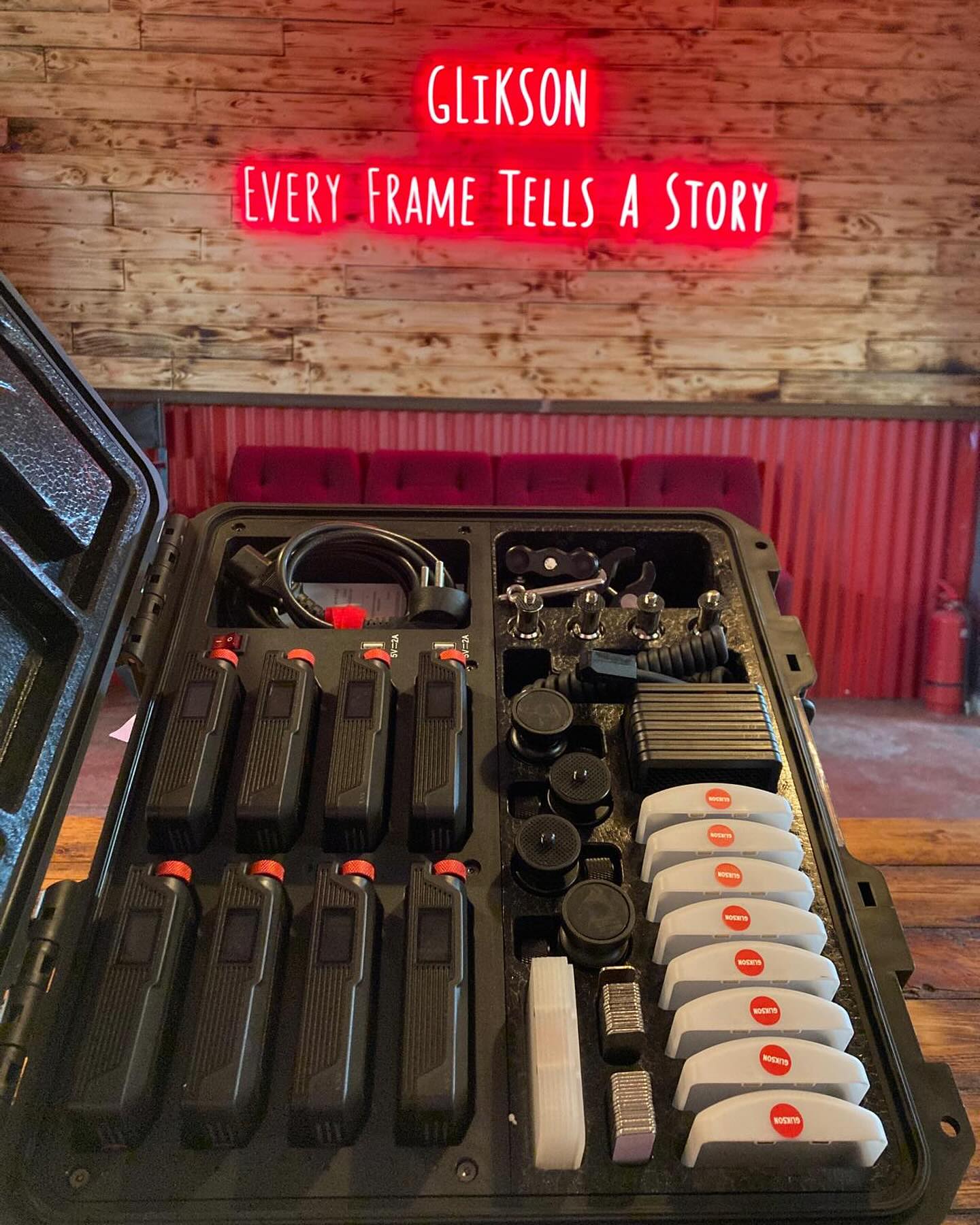 New APUTURE MC 8 PRO. More brightness, more color accuracy and more control options.