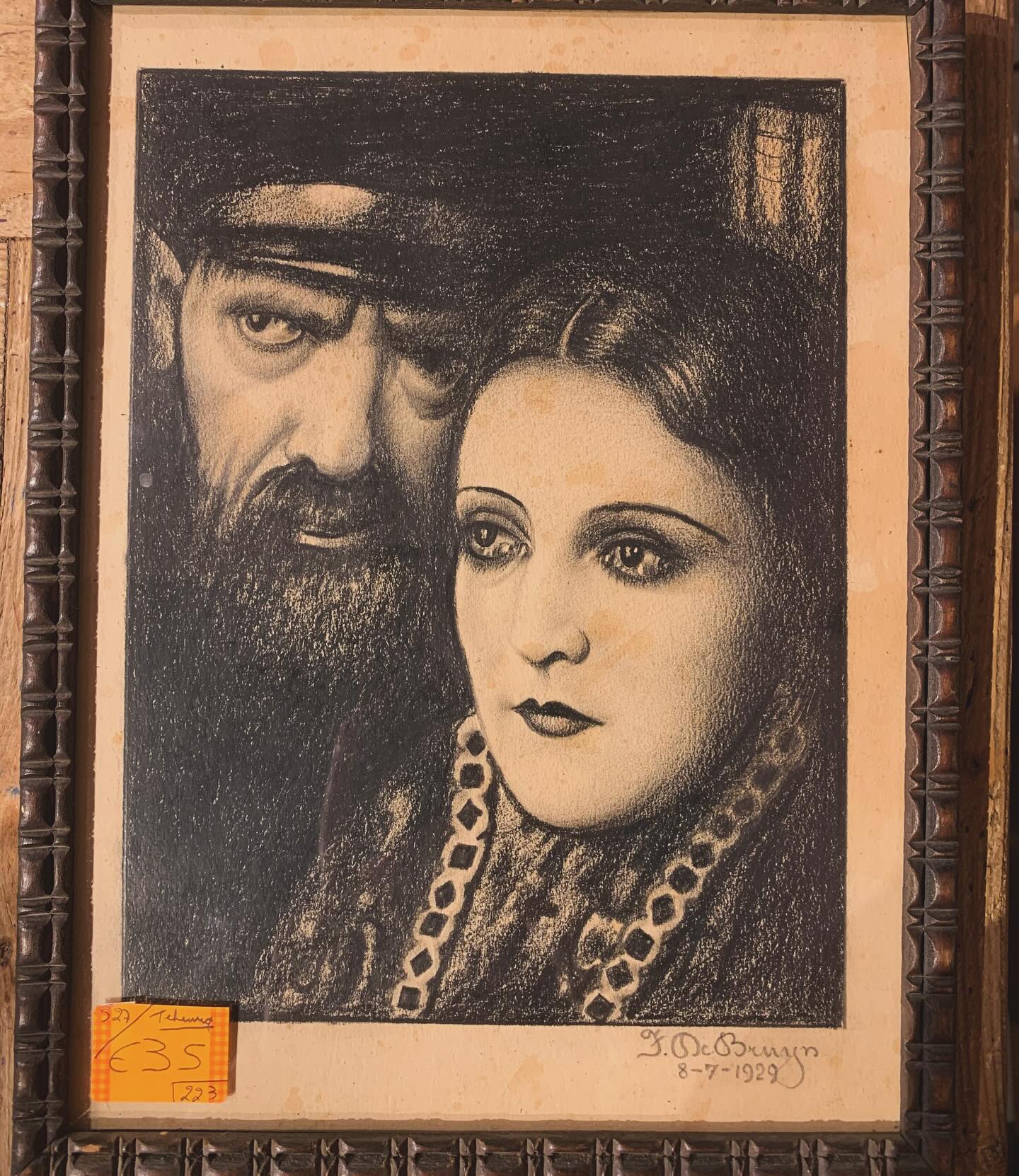 Prachtige tekeningen in houtskool gesigneerd “Filip De Bruyn” #koetshuisantiek #koetshuis62 #antiek #antiques #brocante #vintage #antwerpen #antwerp #anvers #tekening #houtskool #houtskooltekening #drawing #charcoal #charcoaldrawing #filip #filipdebruyn #interior #interieur #woonkamerinspiratie #wooninspiratie #woontrends #woonaccessoires #woondecoratie #tekoop #forsale