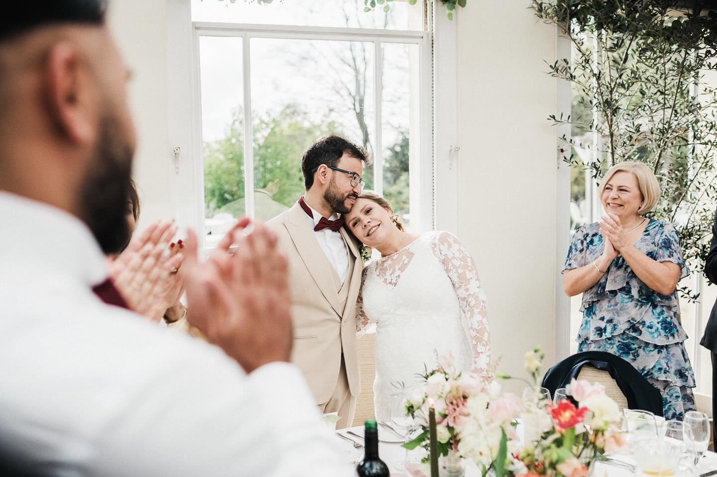 Love and Peace in @pembroke_lodge
…
#loveandpeace #londonweddingphotographer #fineartweddingphotographer #destinationweddingphotographer