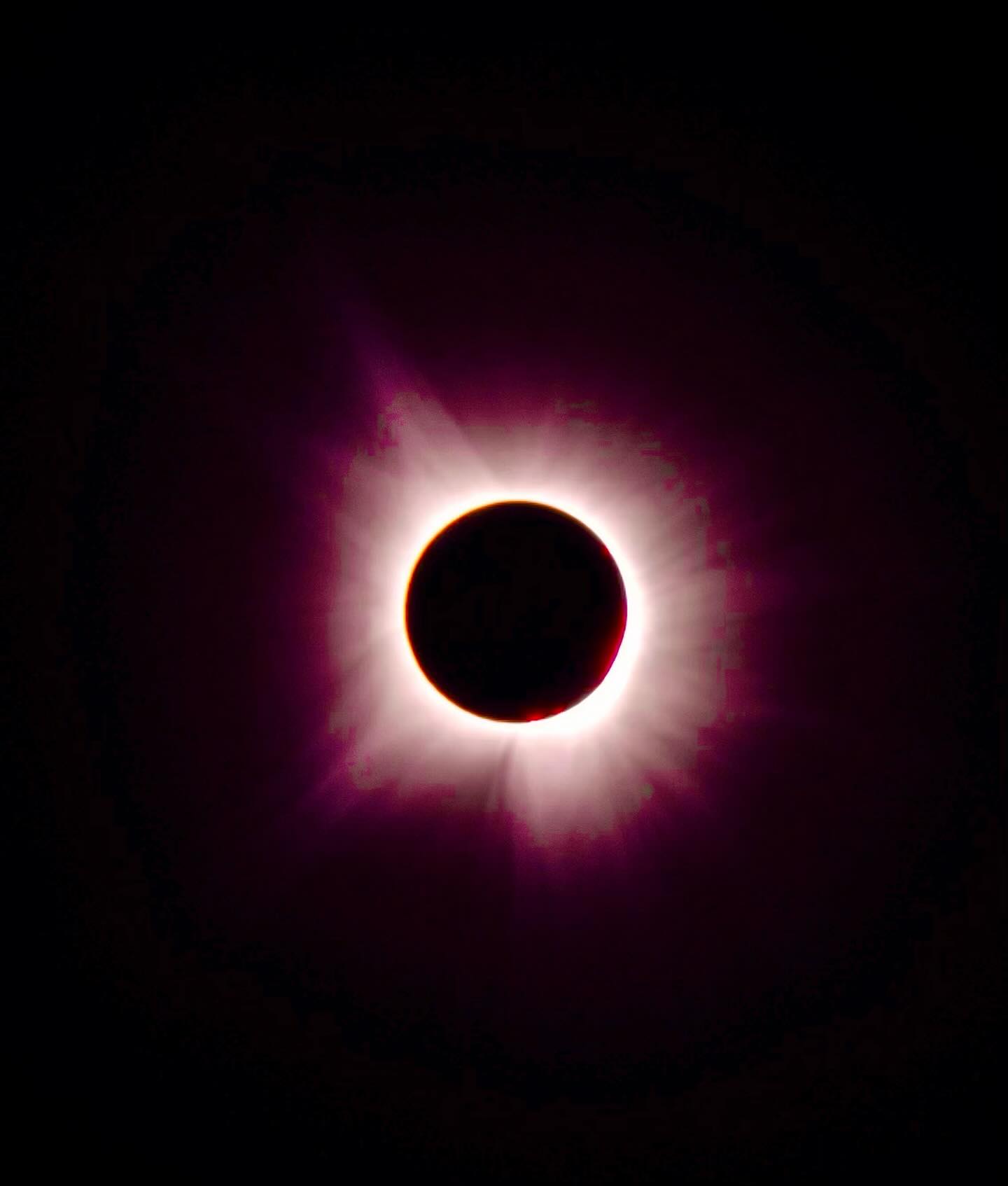 Ahhh, the portal has come to its culmination point today with the solar eclipse in Aries closing out the portal since the lunar eclipse occurred in Libra on March 25th. What an energy that was! I was not called to view it in its totality like some of my friends and colleagues. I was called to one of my old home bases in Los Angeles, CA, which was only 53% totality of the eclipse.
I brought my glasses and looked up at it for a few seconds, which then directly afterwards decided to go inside. Even in its partial appearance, my body wanted nothing to do with being in the intensity of the solar force. In fact, it wasnāt until all the blinds in my room were shut, and sat quietly that i started to feel much more at peace. I included this partial eclipse as a photo at the end of my astrological transmission here.
If you celebrated the eclipse energy outside, basking in its glory, I extol you, as you are capable of withstanding such powerful forces. Our solar energy is the most brilliant and powerful forces in our āsolarā system. And when hidden behind the lunar satellite, it exaggerates the lunar force even more intensely. Iām personally very sensitive to the moon, and I know many who feel the same, especially those that have prominent Cancer placements or 4th house energy.
I love talking to people today to learn how everyone felt, and what each person experienced individually during that time.
Sending love & peace at this time.
.
.
#dream #livingdream #creation #imagine #human #superhuman #humanpotential #growthmindset #growth #spiritualgrowth #spiritual #transformation #selflove #starseed #earthseed #lightwork #LightWorker #compassion #evolve #consciousness #eclipse #eclipseportal #arieseclipse #solareclipse #change #awakening #empowerment