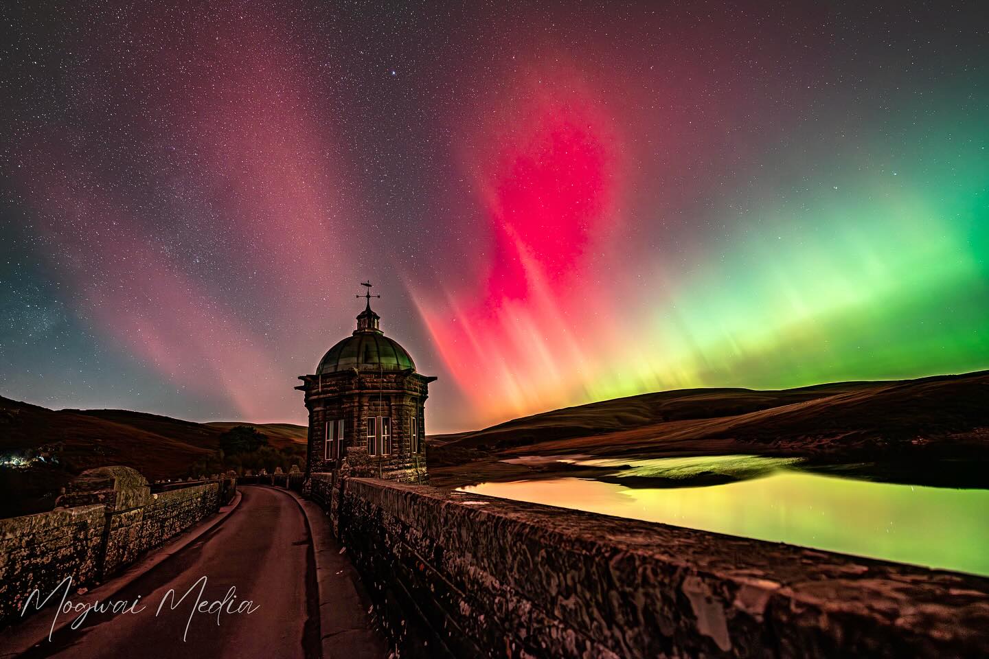 Last night in the Elan Valley, The Mogwais had an epic night capturing the Northern Lights!
The aurora lit up the sky in greens and purples, perfectly framed by the reservoirs. We found a great dark-sky spot, set up the gear, and let the magic happen.
Fun fact: Dave missed the last crystal-clear aurora in May because he was too busy crawling through mud and under barbed wire at a Spartan race! But he made it this time, and his shots were so worth it.
If you’re heading out for aurora pics, a tripod (or something steady to rest on) and long exposure on your camera or phone are your best friends!
#NorthernLights #AuroraBorealis #ElanValley #Astrophotography #NightSky #DarkSkyPark #WalesAdventure #NaturePhotography #StarGazing #AuroraHunting #LandscapePhotography #SpartanRace #ExploreWales #AdventureAwaits #PhotographyLife #SkyChasers #visitwales