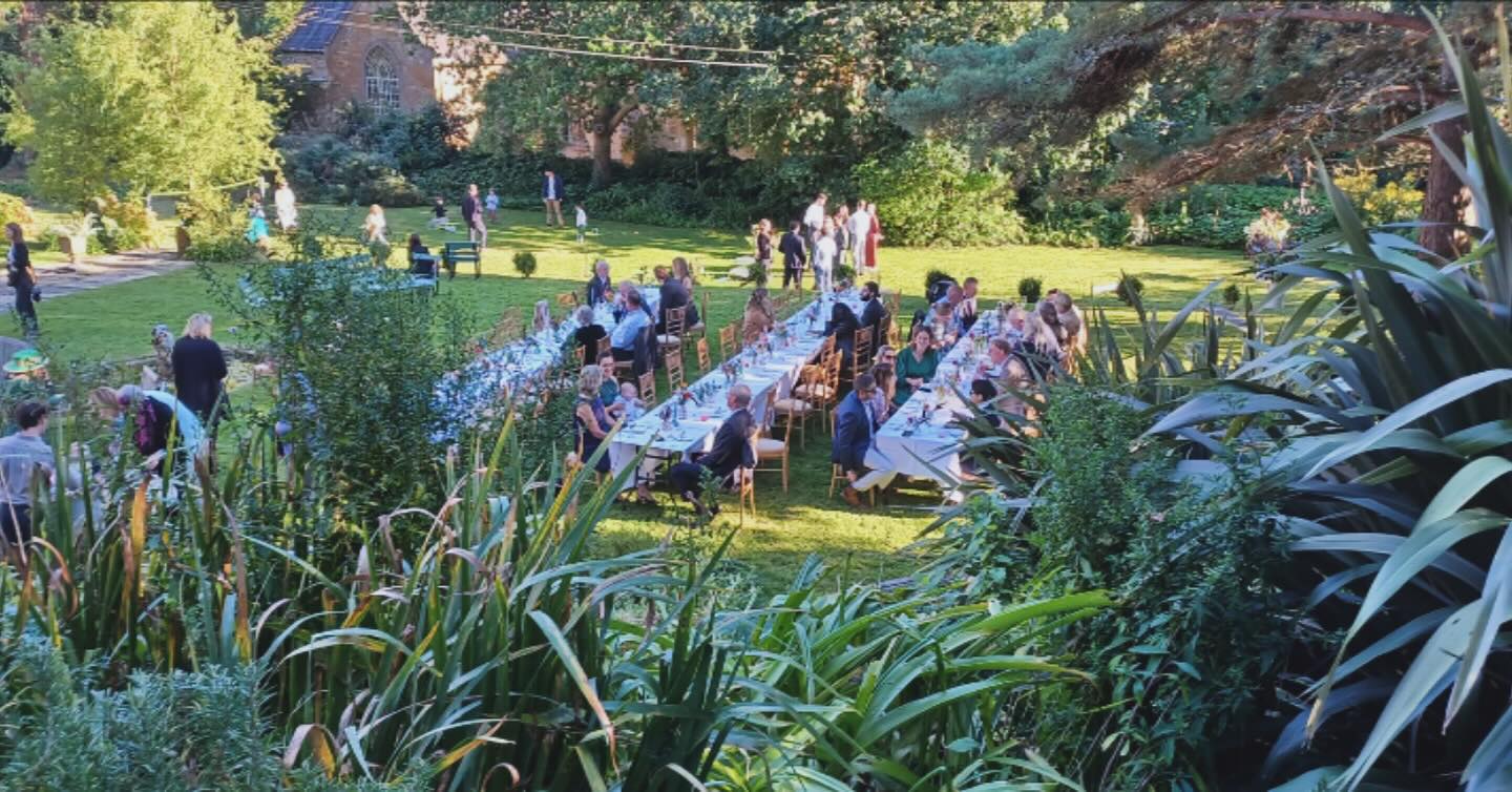 We were delighted to have a wedding celebration at Symondsbury Manor last weekend in the glorious September sunshine. Trestle tables were beautifully decorated to seat guests for their delicious meal, cooked by the talented @rubiconkitchen
Symondsbury Manor can accommodate small intimate weddings of up to 40 guests. Located in the beautiful Dorset countryside, our house and gardens offer a romantic setting for your special day 🤍
Please send enquiries to: peter@symondsbury.com
#symondsburymanor #symondsbury #dorset #bridportholidays #bridportlife #bridportdorset #jurrasiccoast #dorsetcoast #countryholidays #countryholidaysuk #englishmanorhouse #englishmanors #englishmanor #englishmanorhousestyle #selfcateringaccommodation #selfcateringholidays #selfcateringholidaysuk #selfcateringholidaysdorset #dorsetholidays #uniqueholidayrentals #holidayrentalsuk #dorsetweddings #weddingsuk #manorhousewedding #manorwedding #countryhousewedding #weddinginspiration
