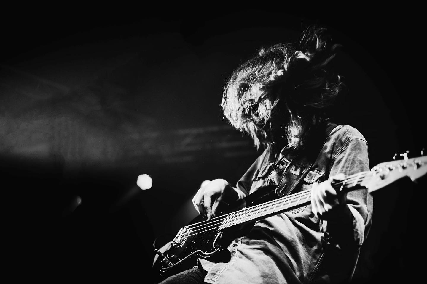 Langzaam aan ben ik eindelijk die stapel werk aan het wegwerken!
Heb nog zoveel liggen wat nog moet, maar geen haast heeft…
En blijkbaar kan ik dat ook best goed laten liggen…
En afgelopen week is na meer dan 12 jaar mijn eerste MacBook overleden dus ik heb maar 1 computer die het nog doet en die moet opgeschoond worden…
Want verzamelen en chaos creëeren kan ik dus ook heel goed 😜
Aankomende week eens even goed gas geven om alles af te ronden en voorbereiden op heel toffe dingen die eraan zitten komen!!!!