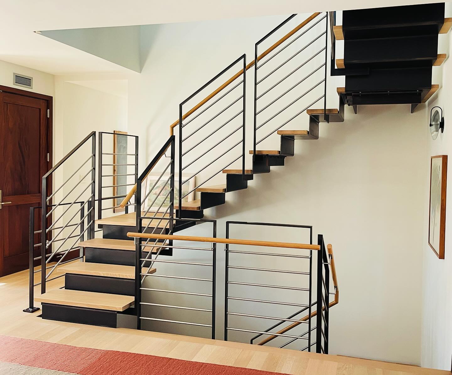 Special shout out to our favorite builder on his birthday! TBT #customdesign #metalfabrication #residentialdesign #architecturaldesign #metaldetails #interiordesign Designer @lmtdesign Builder @drew_cathey Custom rug @begumcanaozgur