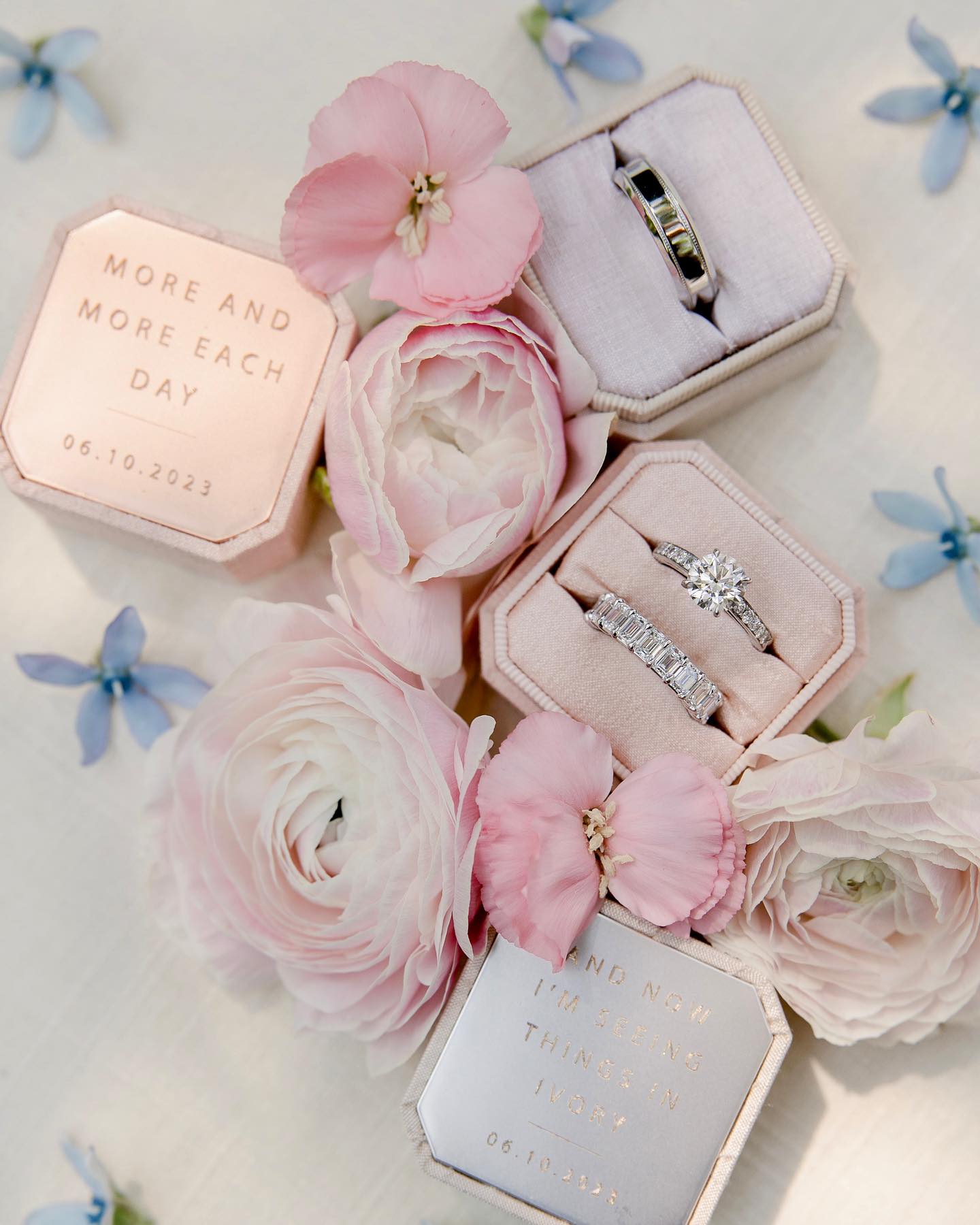 Did anyone put a ring on it while ringing in the New Year? If so, we’d love to chat all things love, sparkles and weddings with you!
We only take on a limited number of weddings a year so that we can give all our clients the priority and attention they deserve and the time and dedication their celebrations require. Only 3 spots left for 2024 couples!
@amandadonahophotography / @stella__warner / @david___booth / rings: Shelly Rosenfeld / @poeme / @paradisegraphix / @alloccasionseventrental / @vincentltg / @bbfmatl / @martiyaheard / @studio.213.films / @rimearodaky / @lovelybridecincinnati / @alterations_by_toni / @cassandralynnebridal / @aquazzura / @trevorfurbaybespoke / @paulsmithdesign / @spankysbarbershop / @simplymakeuphair / @lightboxsalon / @autumnjoyh
.
.
.
#cincinnatiwedding #cincinnatibride #engagement #engagementring #weddingring #cincinnatiweddingplanner #weddingplanner #weddingdesign #weddingdesigner #weddingstyle #weddingstylist #eventdesign #eventdesigner #eventstyling #eventstylist #wolfandbirdevents