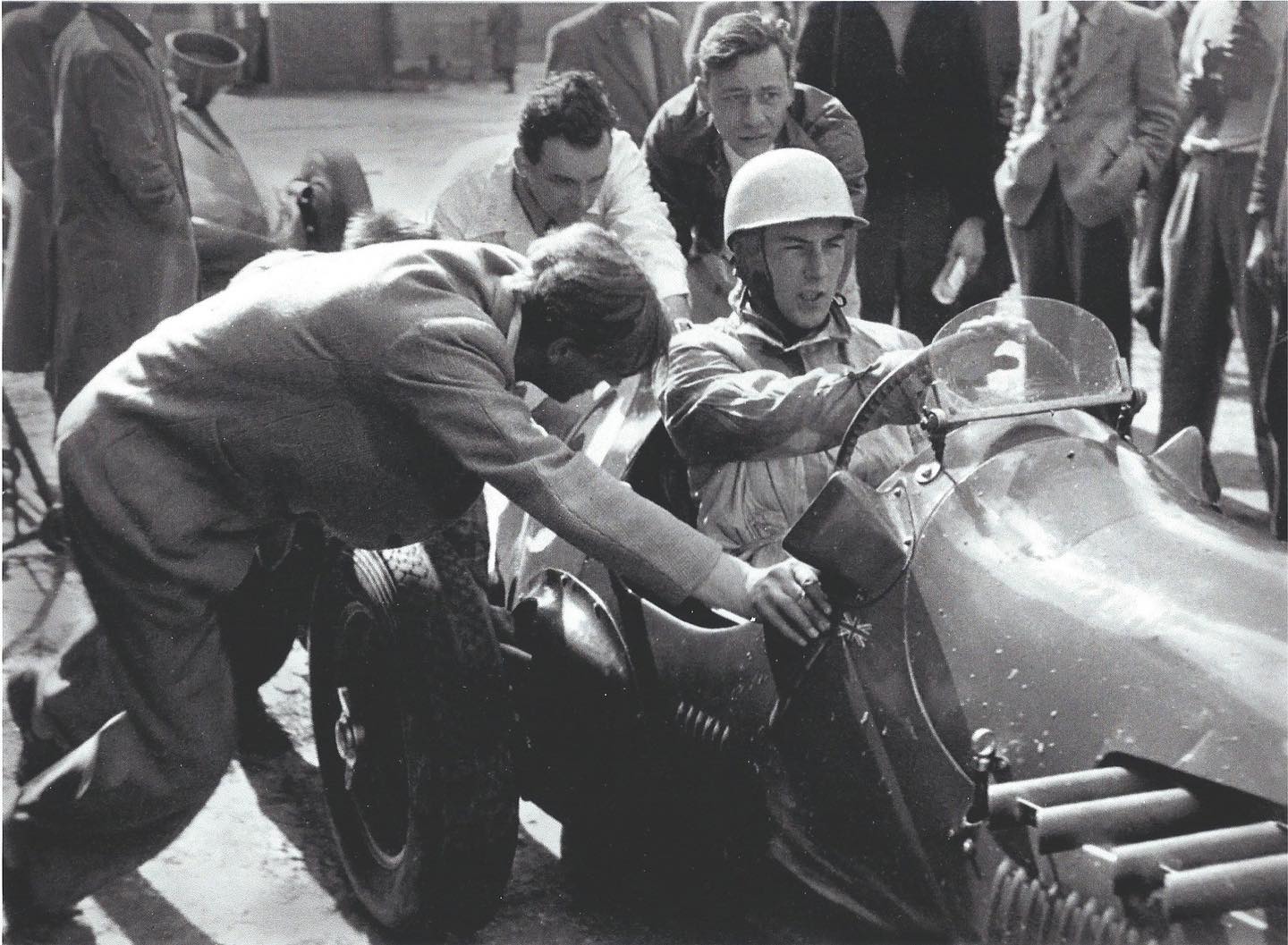 Happy Birthday Stirling. 94 today.
#stirlingmoss #hwm #goodwoodrevival