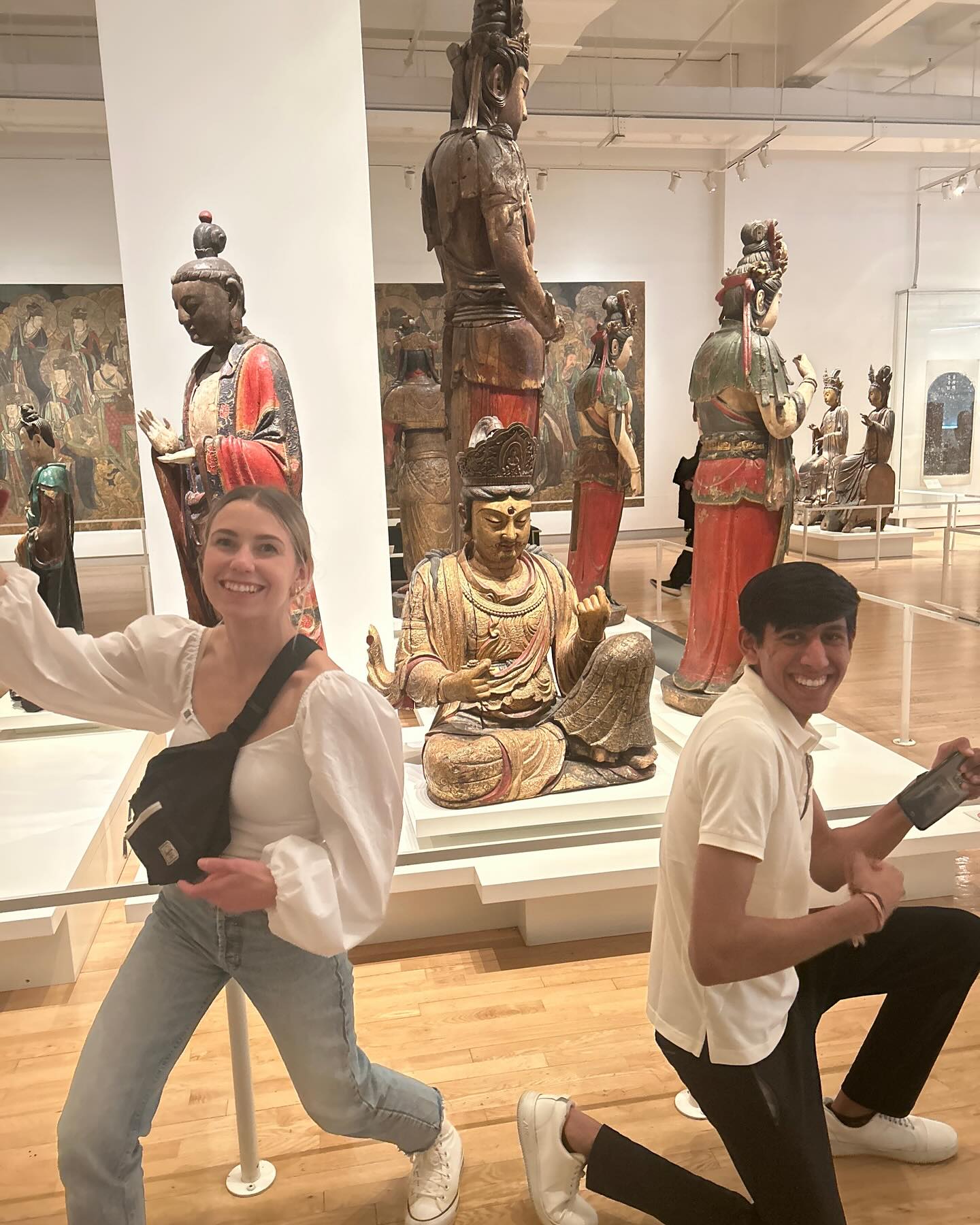 Exploring the beautiful Royal Ontario Museum together, every exhibit becomes a playground for team building.