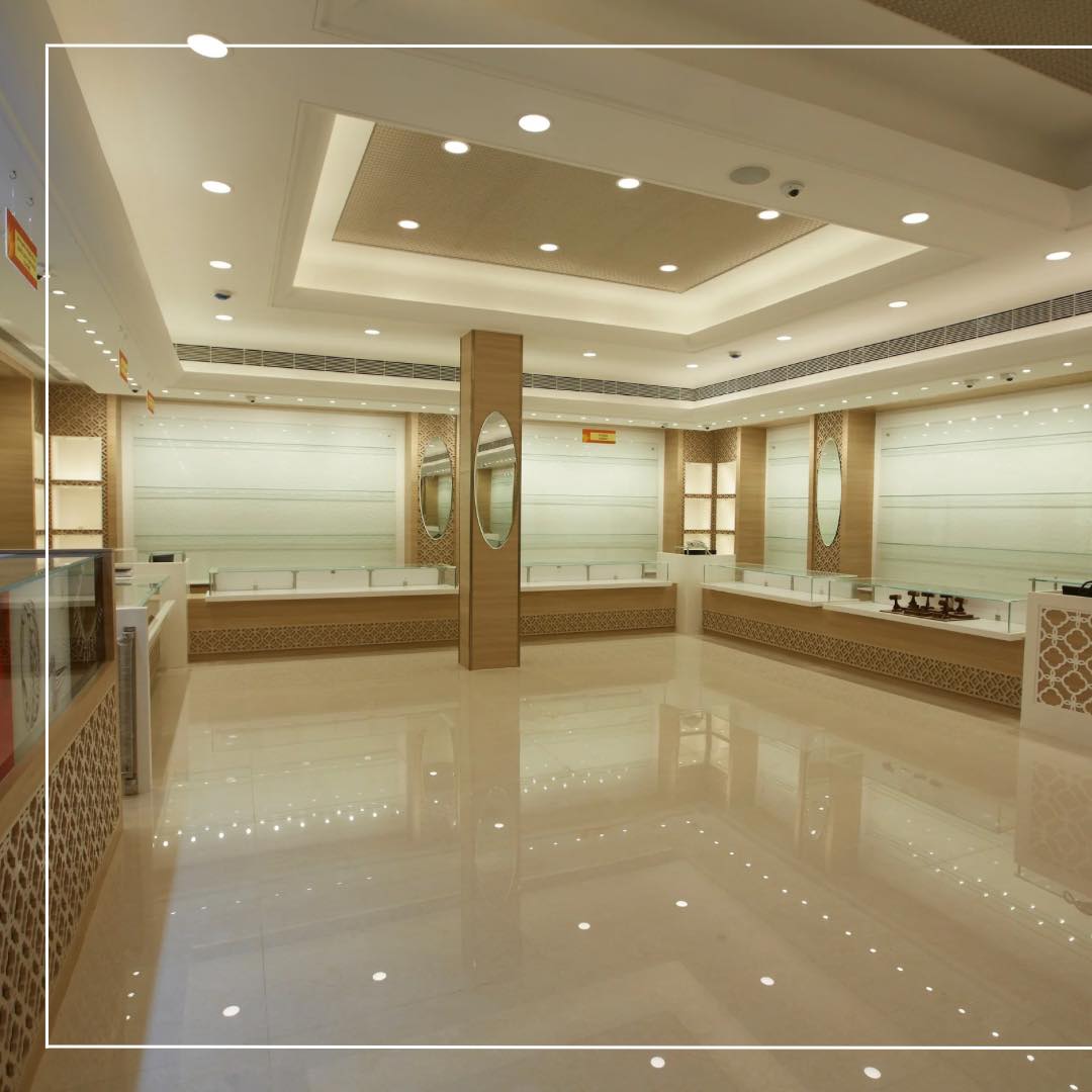 GRT Jewellers, Red Hills.
A spacious, well-lit jewelry store with glass display counters, recessed ceiling lighting, and walls adorned with intricate lattice work and mirrors, creating a luxurious and elegant atmosphere.
#jewellery #wood #prints #colour #jewellerystore #design #cnc #luxury #glass #glassdisplay #wood #veneer #walnut #commercial #interior #carpentry #decorative #woodendetailing #interiordesign #interiordecor #silverjewellery #grt #jewellery #stylishjewelry #stylishjewelrycollection #stylishjewelrycollection💎💎jewelryaddiction