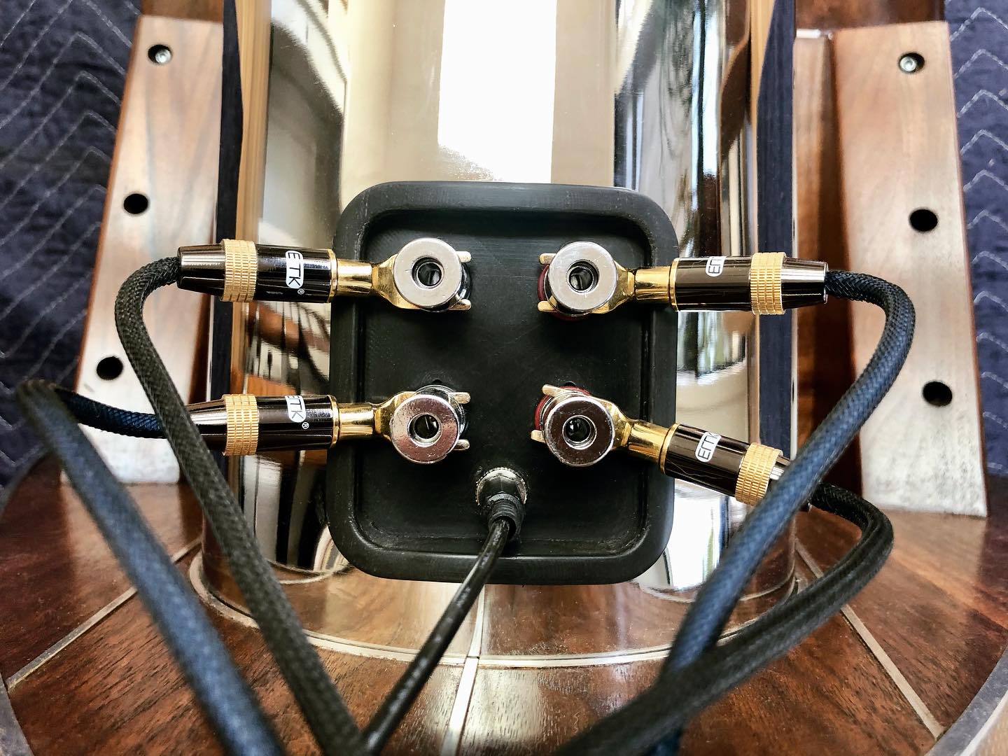 This was a bit if a Frankenstein / lightning bolt moment, where the creation either springs to life or bursts into flames. Last close up, finished item tomorrow, promise …