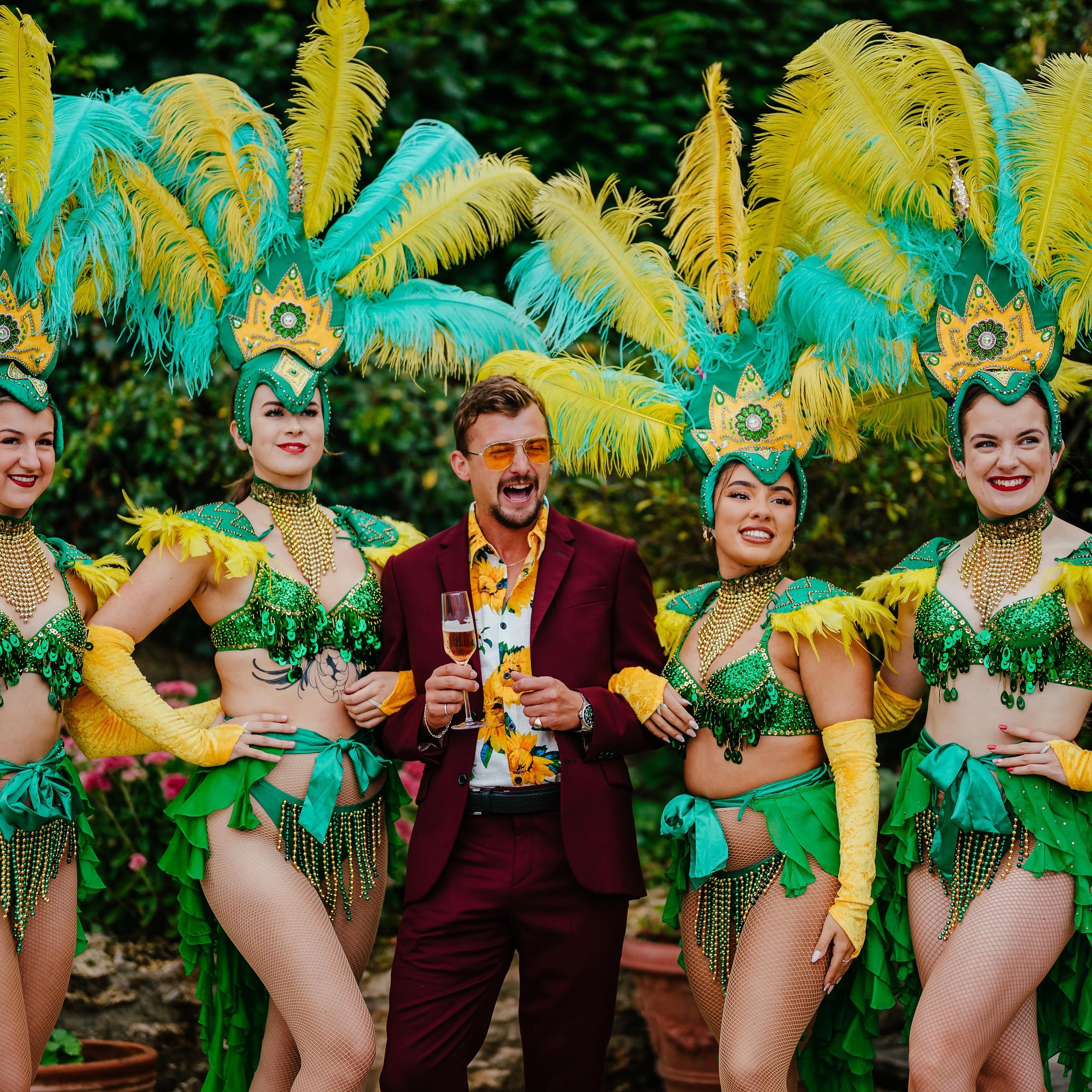 Tell me you’re at a party without telling me you’re at a PARTY! Taken from a fabulous 70th with a very fun carnival theme
Captured by @angelawardbrown
#70thbirthdaytheme #partyplanners #surreypartyplanner #richmonduponthamespartyplannner #events #carnivalinspiration #partyinspo #partythemeideas