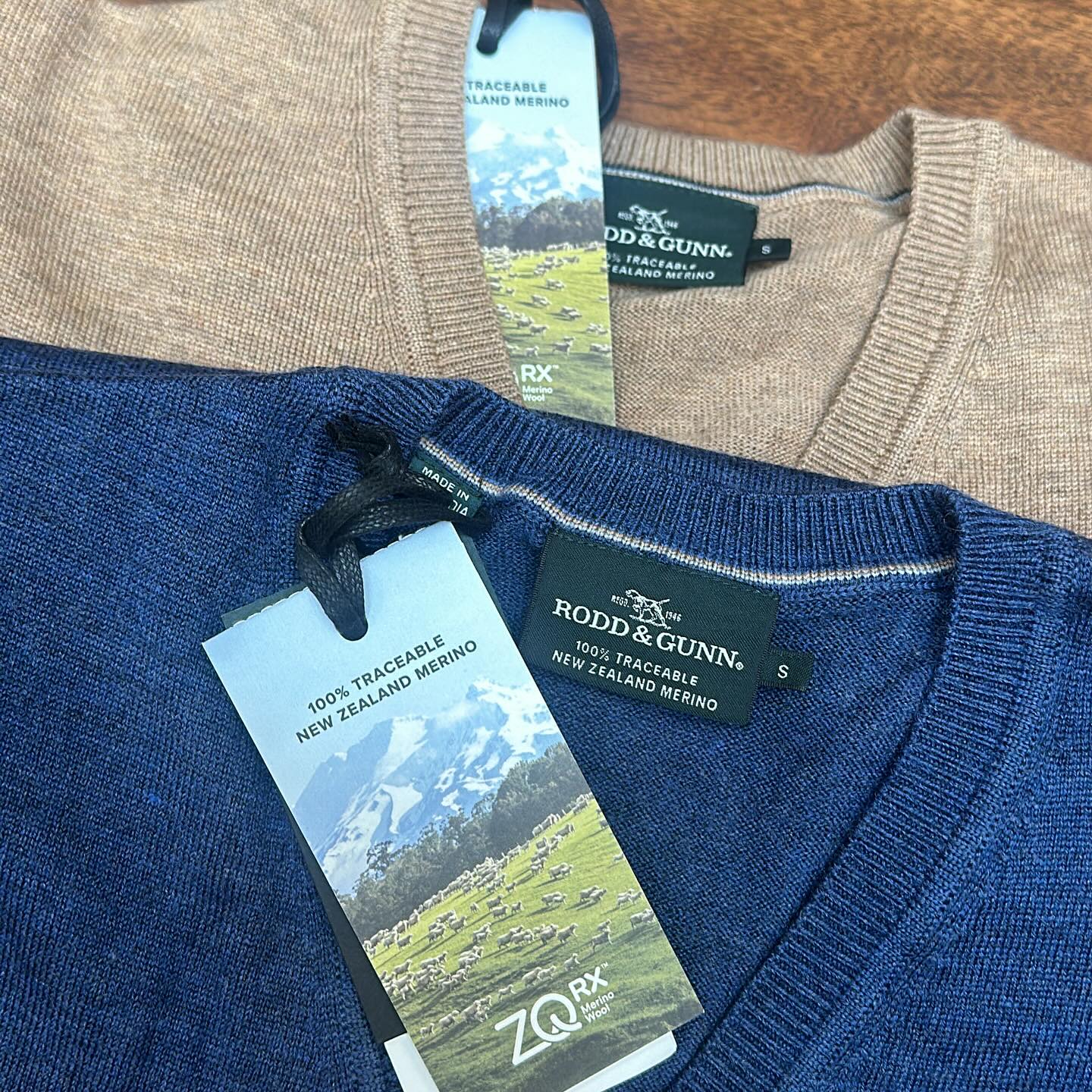 The softest v neck merino jumpers! From Rodd & Gunn NZ. Fully traceable wool. #merinowool #roddandgunn #cotswolds #cirencestershopping #cirencesterlife #turnerandhares #shoplocal #shopindependent