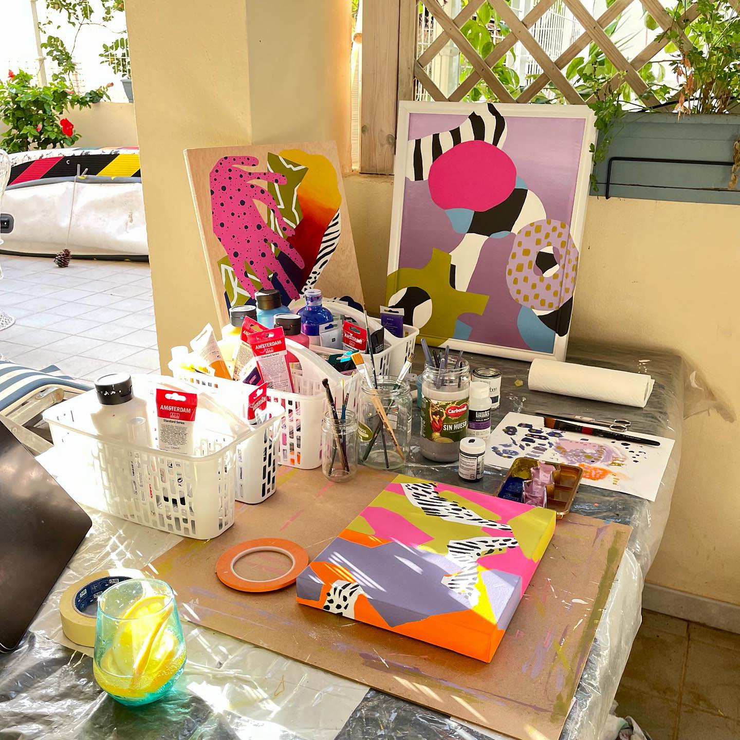 Looking forward for a beautiful working week ahead. I am so happy to be able to paint every day.
.
.
.
.
#artstudio #wallart #wallartdecor #wallartprint #artposter #interiorstyling #illustrationposter #abstractshapes #artstudiolife #creativeboom #interiordesign #interiordesignillustration #colourforinteriors #patterdesign #artforlicencing #designforlicencing #surfacedesign #contemporaryart #artistinstudio #artdaily #artistsoninstagram #contemporarypainting #abstractpainting #artcollector #emergingartist #artforsale #paintingeveryday