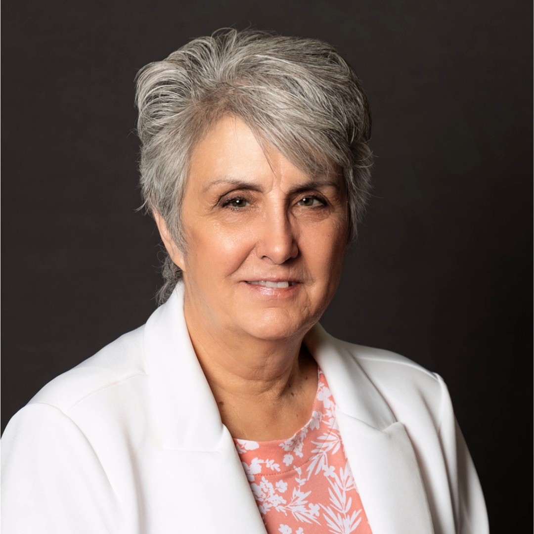 Meet Jeanne Brummet, the talented author behind 'Beware of the Wind and the Darkness.' Her love for Native American culture and rich life experiences inspired this captivating tale."
Get your copy here: a.co/d/9T67QP8
#AboutTheAuthor #JeanneBrummet #AuthorLife #BehindTheScenes #BookLovers