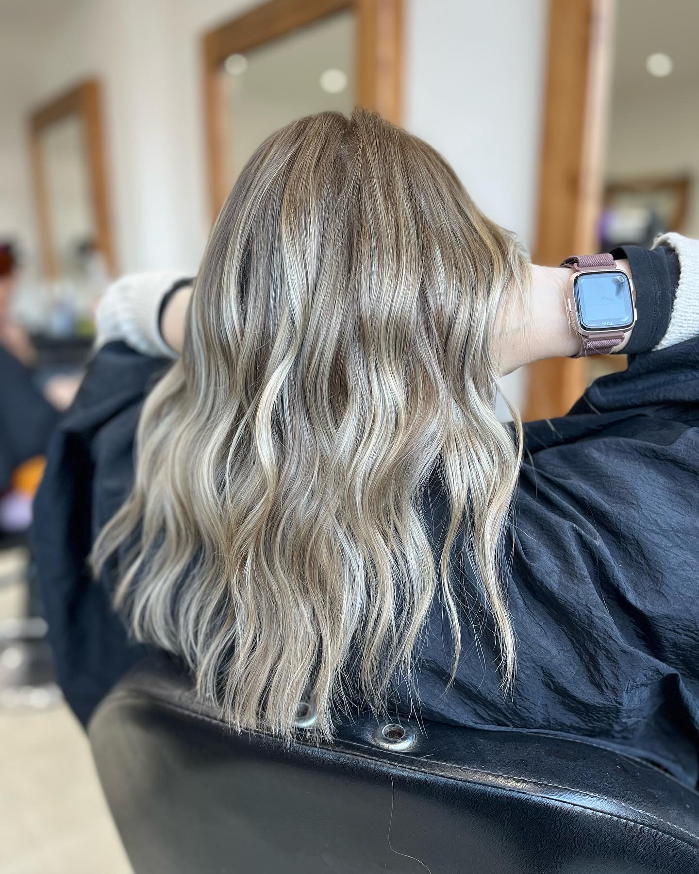 Love this Reverse balayage💕 you want something low maintenance but still want blonde hair ? Get a balayage hair done by Mariah 💕💕#kmshair #goldwelluk #balayage #reversebalayage