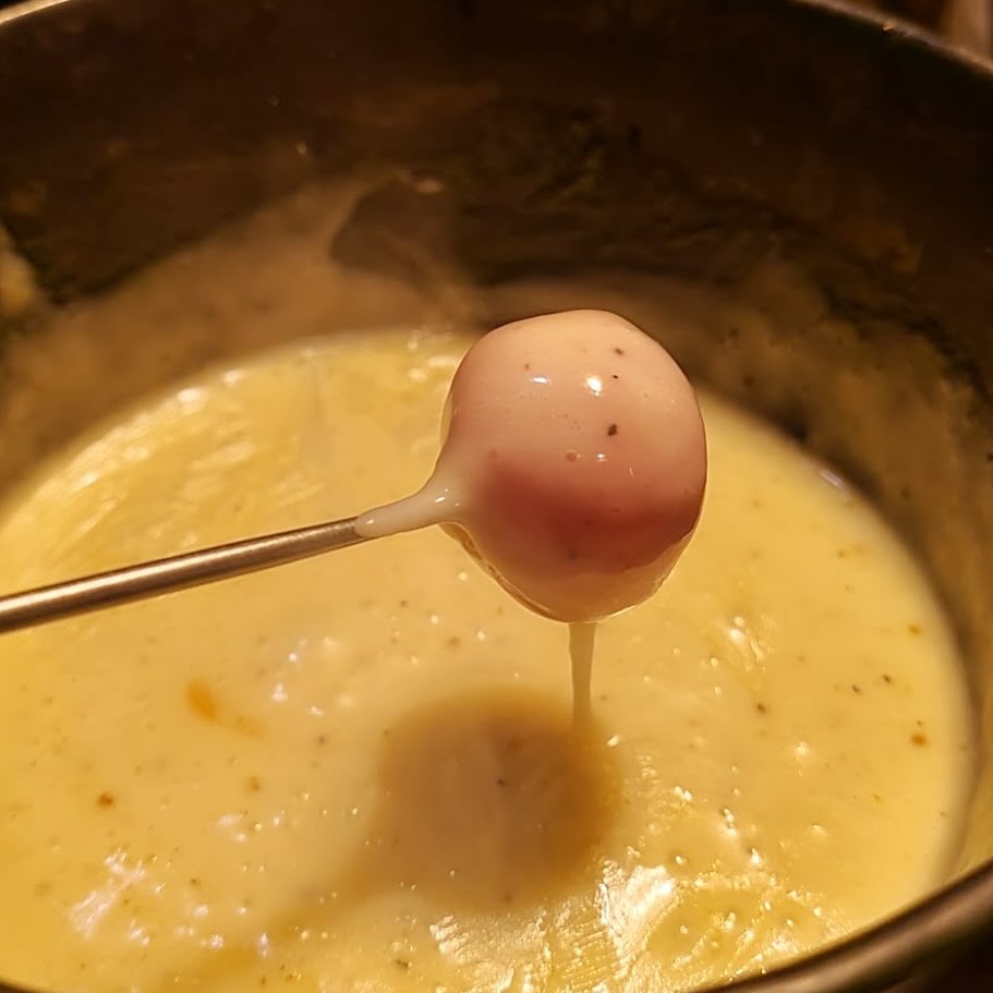 Avui fa dia de formatge per sucar pa, fruita i el que volguis🤤