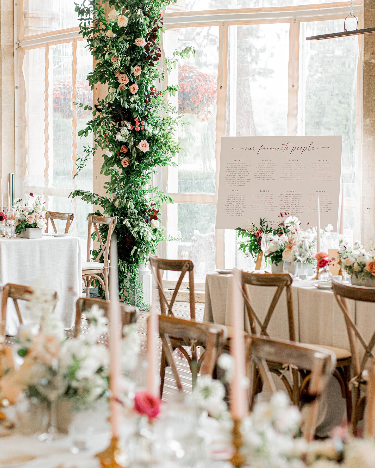 Please take your seat…
A beautiful wedding with one of my favs @fig_and_flower_
#seatingplaninspo #tableplan #weddingstyle #organicweddingstyle #laidbackluxe @grittletonhouseevents #weddingplanner #grittletonhouse #ukweddingplanner #cotswoldweddingplanner