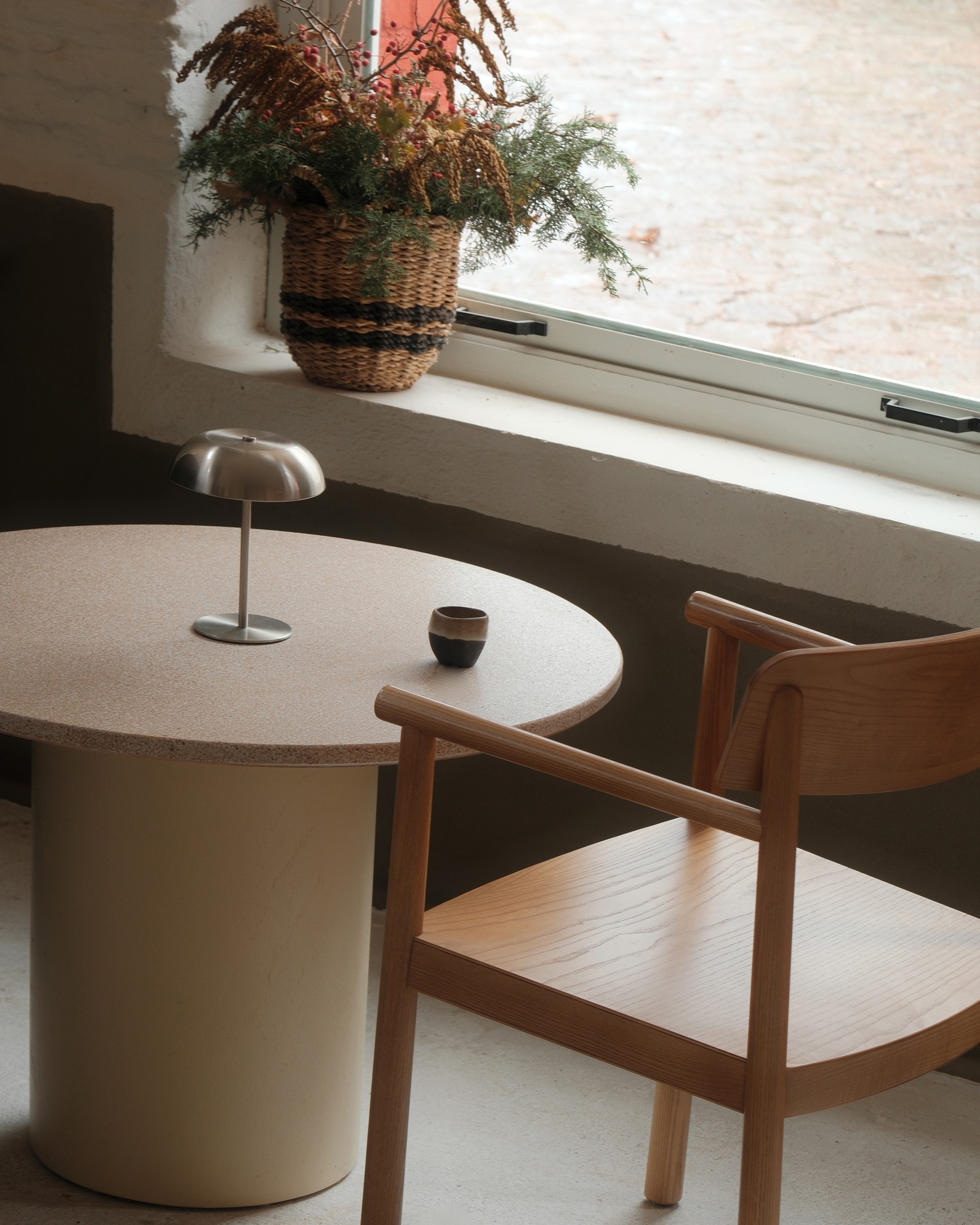 Introducing the New Concrete Version of Koukoutsi Eco-Material ✨
We’re thrilled to share our latest innovation—a creamy, nostalgic take on the Koukoutsi eco-material that radiates warmth and simplicity.
Not only is this material aesthetically pleasing, but it also champions sustainability. Its durability and water-resistant qualities make it perfect for a variety of applications: from furniture and decor to surfaces like walls, floors, and doors.
Whether matte or glossy, the unique texture of Koukoutsi adds a natural charm to any space, seamlessly blending eco-conscious living with timeless design.
Explore how this versatile material can transform your indoor or outdoor projects while staying true to sustainable values.
🌍 Ready to embrace the future of eco-design?
Visit our website to learn more!
Είμαστε ενθουσιασμένοι να σας παρουσιάσουμε την τελευταία μας καινοτομία—μια εκδοχή του οικολογικού υλικού Koukoutsi με λευκό τσιμέντο που αποπνέει νοσταλγική ζεστασιά και απλότητα.
Αυτό το υλικό δεν είναι μόνο αισθητικά εντυπωσιακό, αλλά προωθεί και τη βιωσιμότητα. Η ανθεκτικότητα και οι αντοχές του στο νερό το καθιστούν ιδανικό για διάφορες εφαρμογές: από έπιπλα και διακοσμητικά αντικείμενα μέχρι επιφάνειες όπως τοίχοι, δάπεδα και πόρτες.
Είτε σε ματ είτε σε γυαλιστερή υφή, η μοναδική εμφάνιση του Koukoutsi προσθέτει φυσική κομψότητα σε κάθε χώρο, συνδυάζοντας αρμονικά την οικολογική συνείδηση με τον διαχρονικό σχεδιασμό.
Photography: @george_komvokis
#BuySustainable #ShopEcoFriendly #SustainableStyle #EcoChicInteriors #EcoMaterialsForSale #EcoDesignTrends #DesignWithPurpose #KoukosDeLab #HandcraftedDesign #Koukoutsi #sustainablematerials #sustainabledesign #sustainability #sustainablebrands #sustainablymade #circular #circulareconomy #circularity #enviromentaldesign #responsibleproduction #ArtisanMade
#InteriorStyling #BespokeFurniture #MadeToOrder