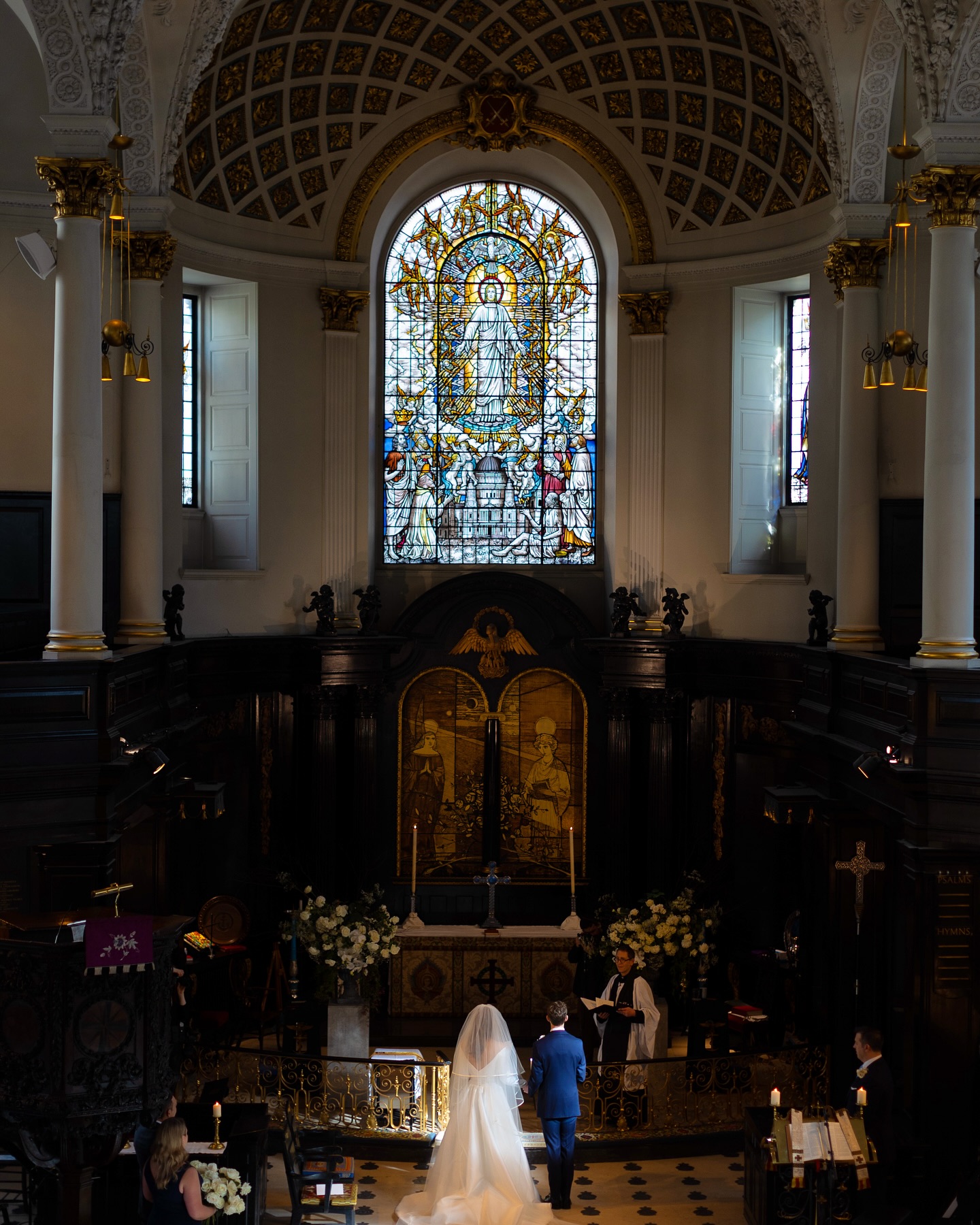 This church ❤️
#londonwedding #ukweddingplanner #weddingplannerrichmondhhill #richmonduponthamesweddingplanner #instwedding @rebeccasearlephotography