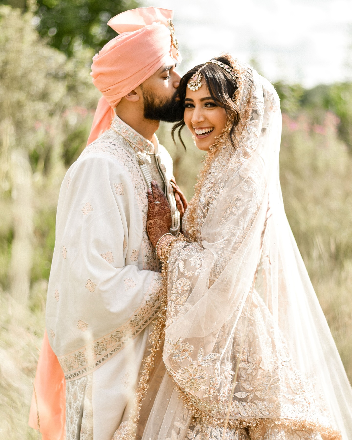 Happy 1st Anniversary to this gorgeous pair. 🤍✨
It’s always an honour to be recommended by other industry professionals, especially photographers and videographers that see my work in real life and close up when editing their client’s work. Thank you Jiggy @luxstudiouk for recommending me to your wife for your special day.🙏🏼
Hair & Makeup: me @kerry_hairandmakeupartist
Photos by @lovestoryphotographs
Outfit: @seemagujraldesign @roops_couture
Jewellery: @thejewellerytrunk_
Video: @luxstudiouk
Mendhi: @tarasmendhi
Venue & decor: @matharusworld @andreana_matharus @harpreet.singh.matharu_
If it’s your kind of style SAVE as inspiration.
To see more don’t forget to add my profile to your favourites. ✨
For bookings please contact me via email kerrybaines@me.com .
Website contact page link in my bio also.
www.kerrybaines.com
#muabirmingham #muamidlands #muasolihull #muacoventry #bridalmua #bridalmuabirmingham #indianwedding #indianbridalmakeupartist #asianbridalmua #hairstylistbirmingham #weddingmakeupartist