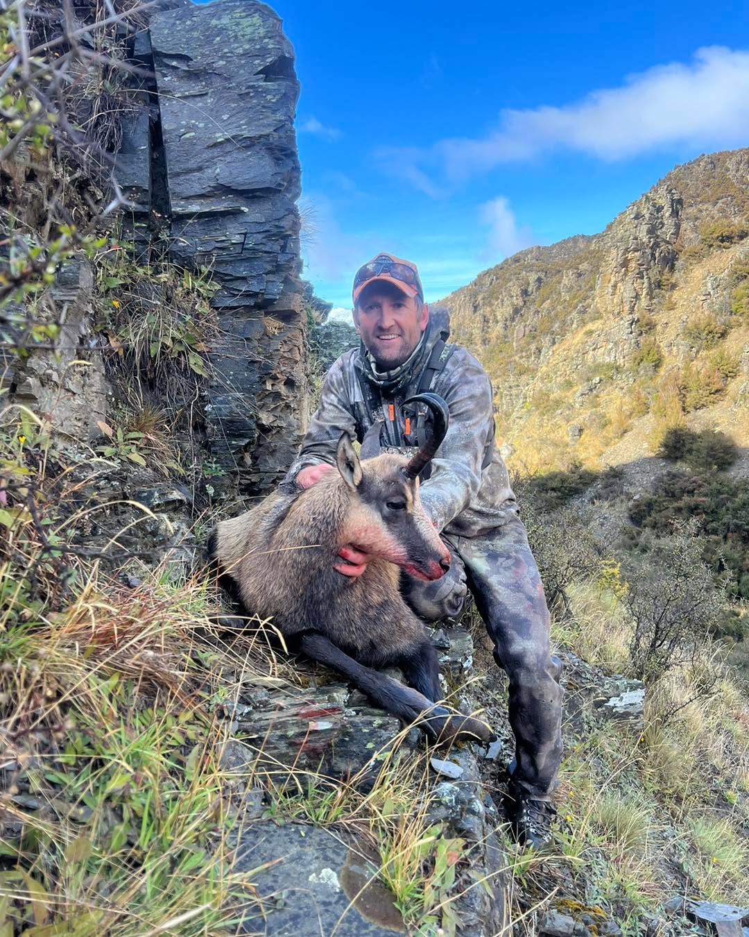 Another cracker day on the hill thanks to all involved #chamios #redstag #freerangehunting #freerangehuntingnz
