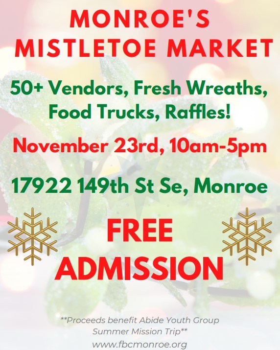 This Saturday Monroe's Mistletoe Market! 10AM - 5PM! Come check out all the cute crafts! There's a raffle too you could win one of my handbound books 😀❄
#holidaycraftshow