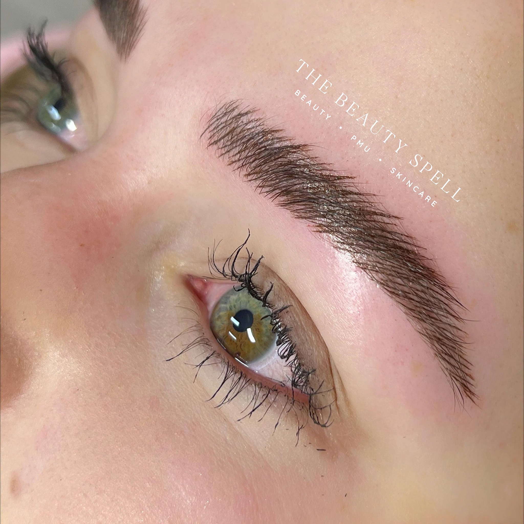 MICROBLADING✨
Deze prachtige klant had al hele mooie wenkbrauwen, maar ze wilde haar wenkbrauwen voller heb en toch natuurlijk laten lijken.
P.s. Wat heeft ze prachtige ogen!😍
@ayaahassanii
#microblading #hairstrokes #strokes #brows #upgrade #pmu #assen #browshaping #browsonfleek #microbladingbrows #groningen #upperyourbrowgame #browgoals #happycustomer #naturalbrows