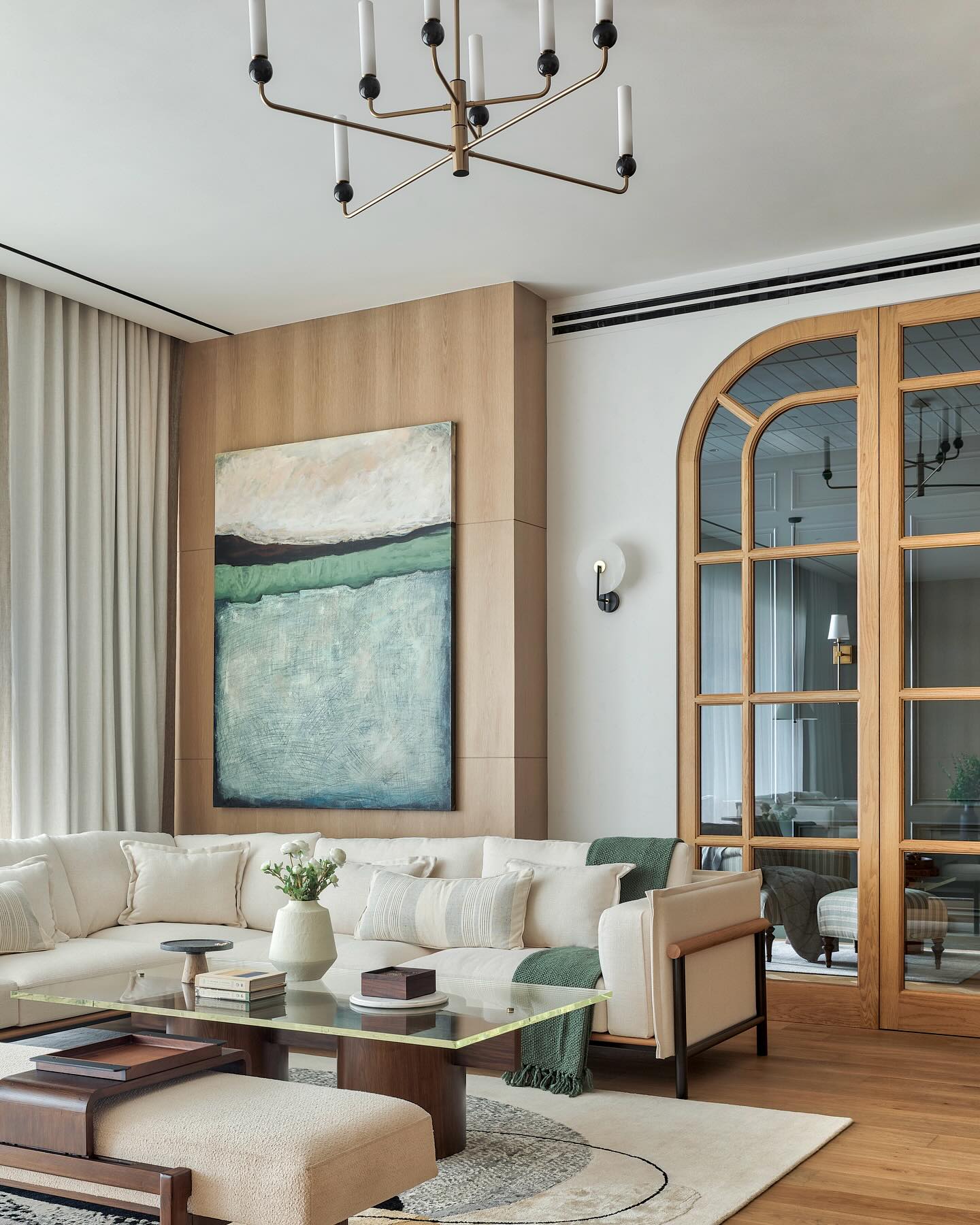 When form and function intertwine, and beauty finds its match in practicality—creating spaces that are both warmly inviting and coolly refined 🤍
Interior design & Styling: @casa_novo @ekta_khialani
Design team: @nishad_mamta @jaineevajani @mehekjain
Photography: @pulkitsehgal7
#Casanovohomes
#interiordesign #design #interior #homedecor #architecture #interiors #homedesign #art #interiordesigner #furniture #decoration #interiordecor #interiorstyling #luxury #designer #handmade #inspiration #livingroom #furnituredesign #realestate #instagood #style #architecture #designinspiration #interiordecorating