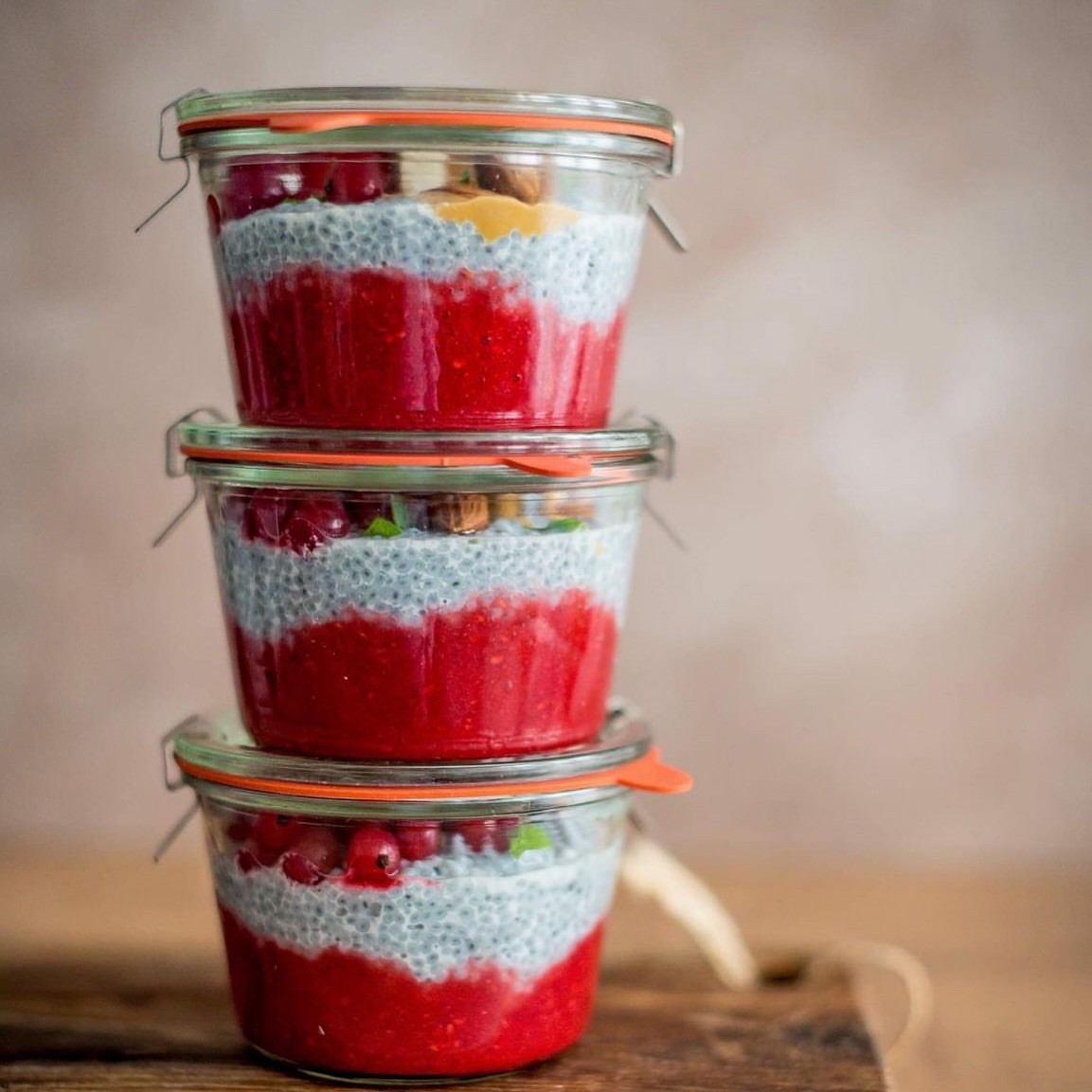 Uma outra característica que amamos nos nossos potes : eles empilham…
#poteshermeticos #vidroreutilizável #conservacomestilo #cozinhasemdesperdicio #organizacaosustentavel #cozinhaorganizada #chefslife #vidasemplastico #desperdiciozero #vidroreutilizavel #estilonadespensa #vidasustentavel #cateringservice #reuserecycle #hotel #restaurante #pousada #nutricionista #receitasfit #receitasaudavel
