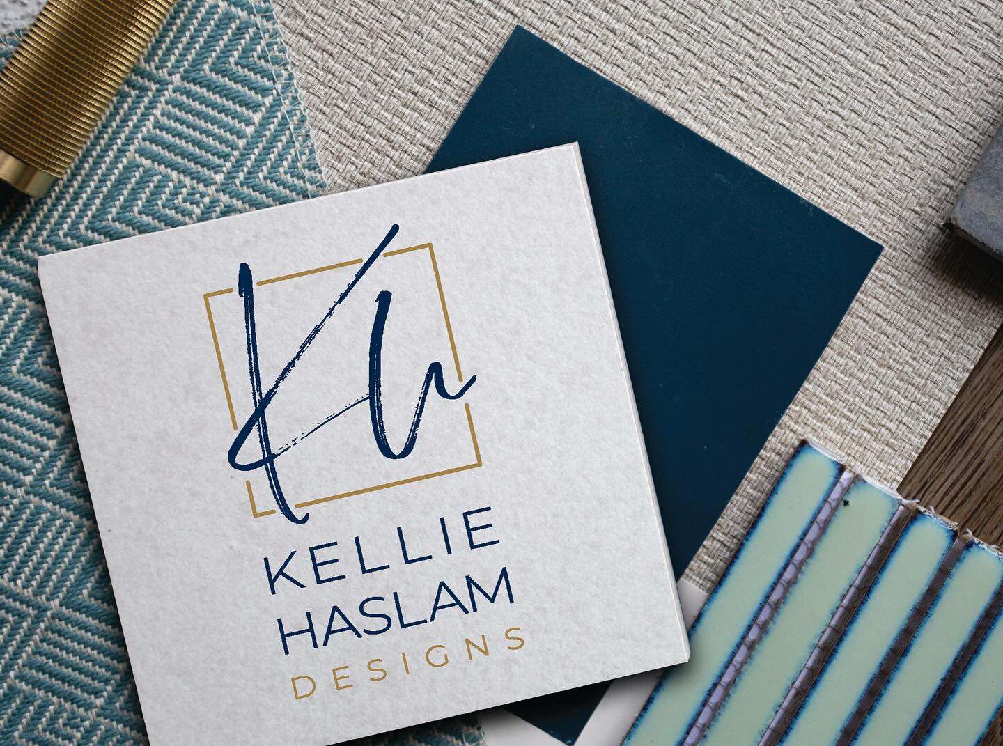 A fresh new and chic branding for @kelliehaslamdesigns - a talented interior designer who elevates your interiors to create a space that truly reflects you. Check her out at www.kelliehaslamdesigns.com
.
.
#interiordesignerbranding #brandingdesigner #logodesigner #logodesigns #brandingexpert