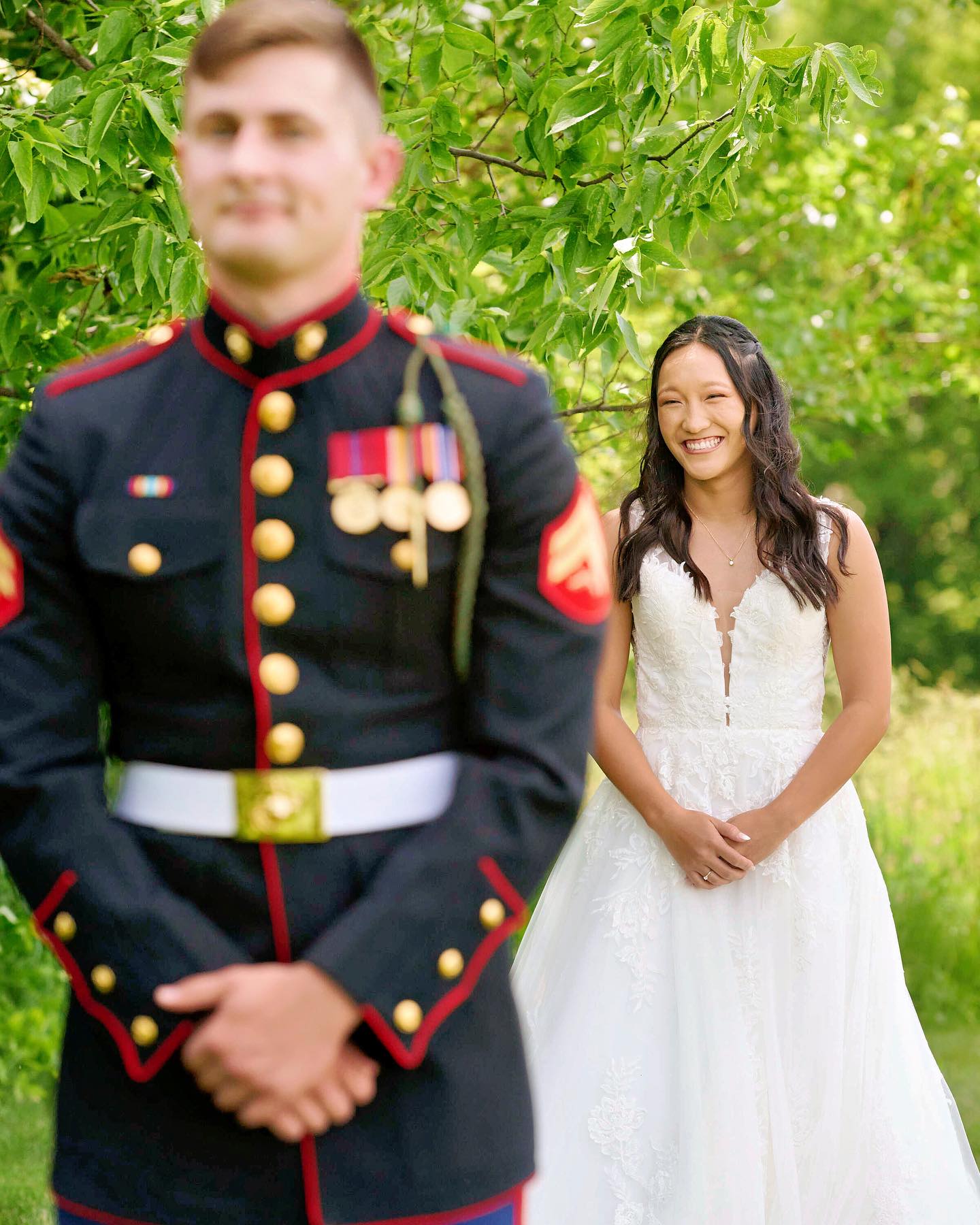I live for smiles like these on wedding day! Mary was probably one of my most laid back brides I’ve ever had, you’d never have guessed that she was planning a wedding while having a fiancé deployed! I’m convinced that we get the BEST couples in Kansas City! ❤️. Henry & Mary’s Vendor Team: Coordinator: Jaimie - @weddingelegance Venue: @westonredbarnfarm - Timberframe Barn. Photography & Videography: @georgestreetphoto Transportation: @nickandninoslimo Catering: @anousonekc DJ: DJ Proof. Cake: @parkstreetpastry Alcohol: @gomersmidtown Vase/Candle rental: @durant.events.kc #weddingplanner #kcweddings #kcweddingplanner #weddinginspiration #bride #groom #realwedding #bridekc
