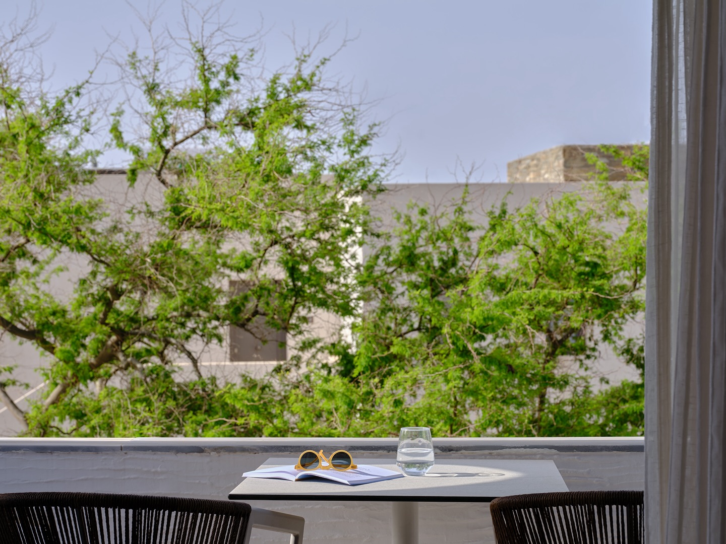 We welcome slow mornings with a good book and our homemade lemonade as a ritual, to symbolize fresh beginnings 🍋
.
.
.
#summer #ChasingCalm #aelia #andros #greekislands