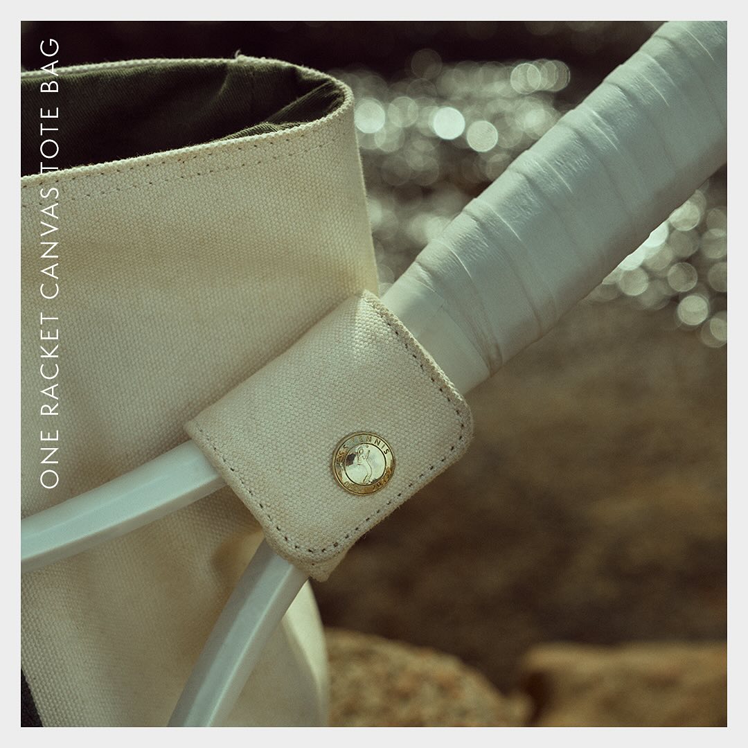 Every detail tells a story. Secure your essentials, embrace the craftsmanship.” 🧳🔒
.
Photo courtesy: @johanstjerneus
.
#EssTennis #AttentionToDetail #TotePerfection