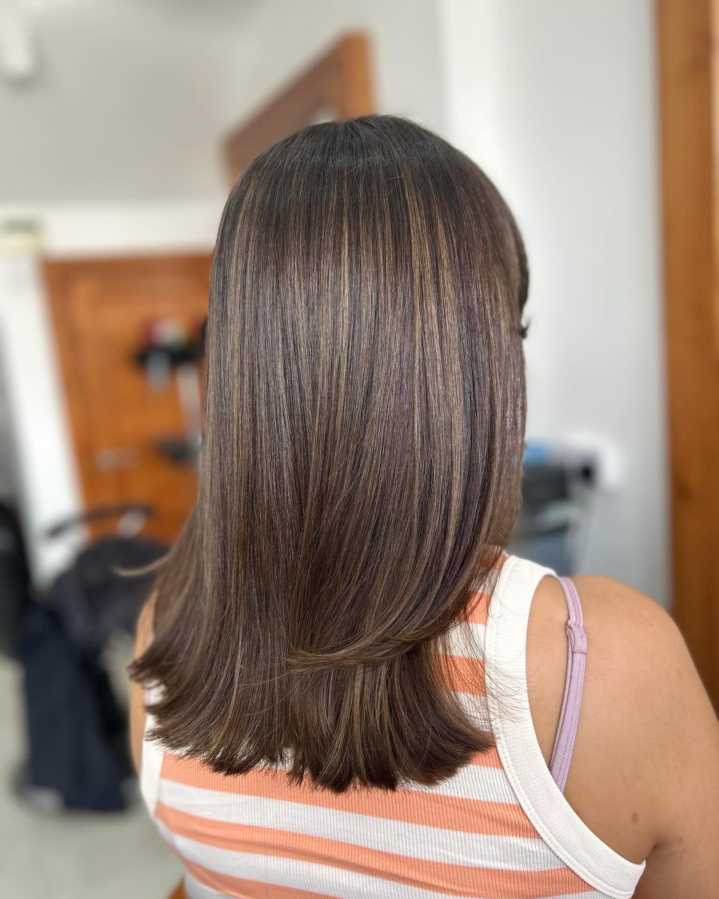 ✨multi tones ✨
Swipe to see the before picture 👉
💛Hair done my Emily 💛
#kmshair #goldwelluk #beforeandafterhair #multitonedhair