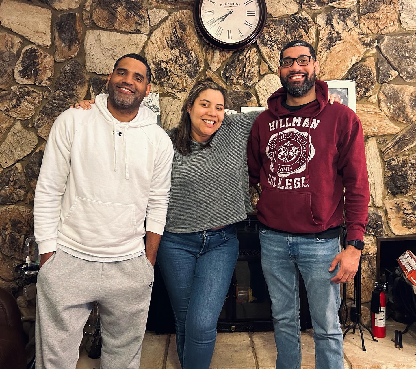 Happy Siblings Day! @mbgoods macgoodwin