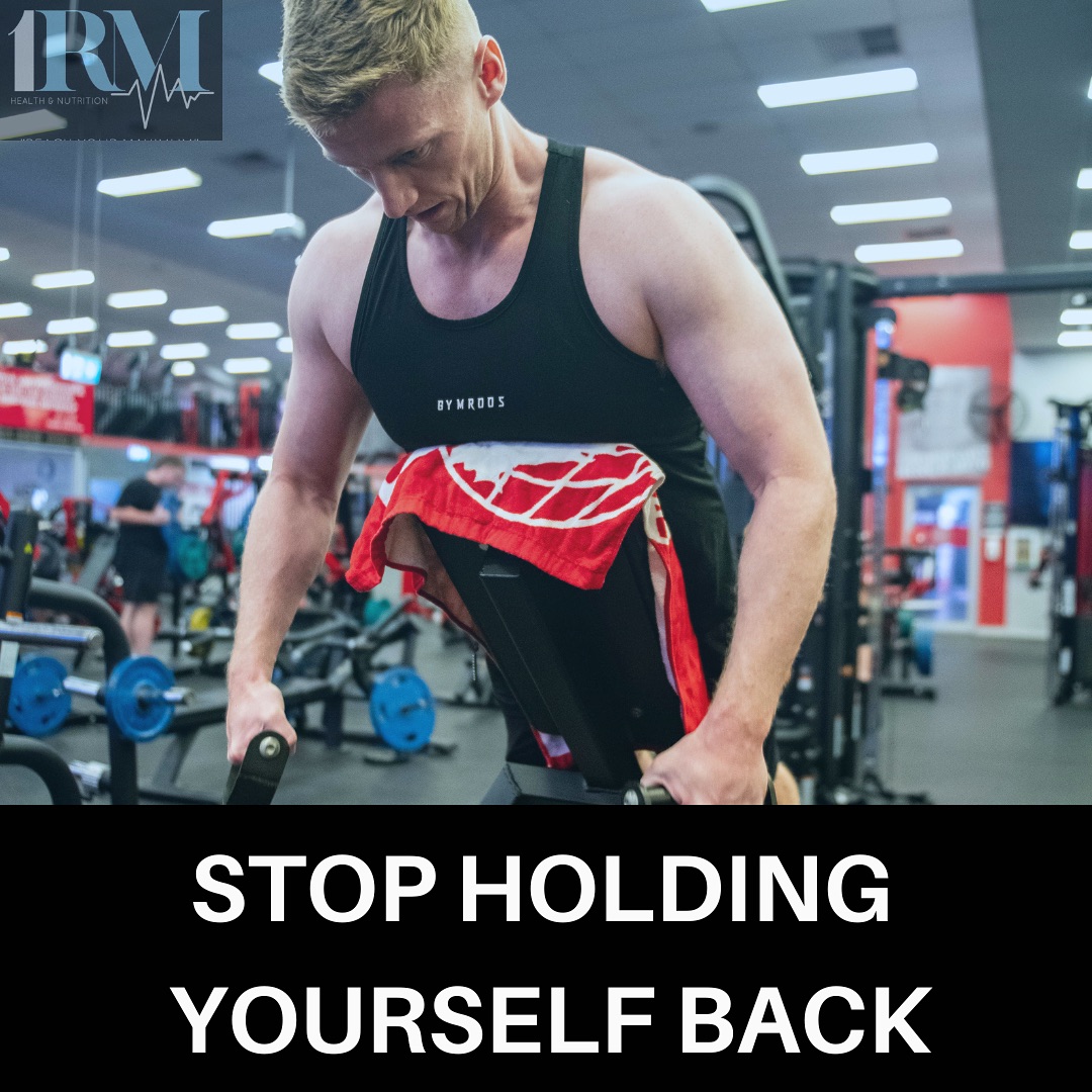 It’s time to stop holding yourself back and fully commit to your goals.
There’s always gonna be reasons to not go to the gym and the easy option is always going to be takeout but these reasons and options are why you’re not progressing to your goals.
Wether it’s packing your gym bag to go straight to the gym from work, spending time meal preparing or even walking laps around the fields whilst the kids are at footy training, there is always a positive option to choose.
At the end of the day it comes down to you and how commuted you are to your goals.
#fitness #gym #training #motivation #goals #commitment #balance #personaltrainer #weighttrainjng #weightloss #musclegain