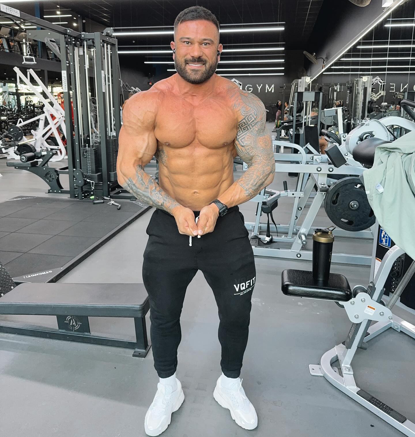 .
🔥 Ready to get shredded and feel amazing?
If you’re tired of hiding those gains under layers of…well, not gains, it’s time for a change.
Join my online coaching crew where we’ll not only transform your health and fitness but have a blast doing it. Because let’s be honest, life’s too short for boring workouts and bland meals.
Whether you’re just starting out or a gym pro, I’ve got your back with personalized plans and nutrition tips that actually work.
Take the first step towards the best version of yourself. Click the link and start your transformation today! 🚀
https://tr.ee/SpQ1yx—8n