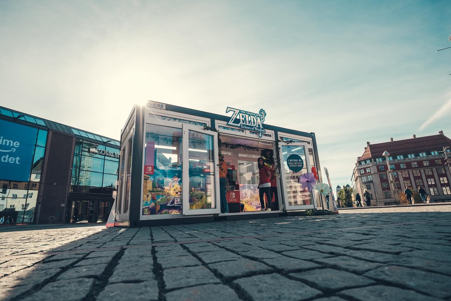 Tilbakeblikk på Zelda: Echos of wisdom universet vi lagde på Oslo S forrige uke!🎮🤩
Stor takk til @bergsala og @nintendoeurope for ett super morsomt og kreativt samarbeid!✨
📸Foto: @gundersenogmeg
#popup #Gaming #Nintendo #zelda #zeldaechoesofwisdom #Event #decor #decorinspo #Oslo #nintendoswitch #popupevent