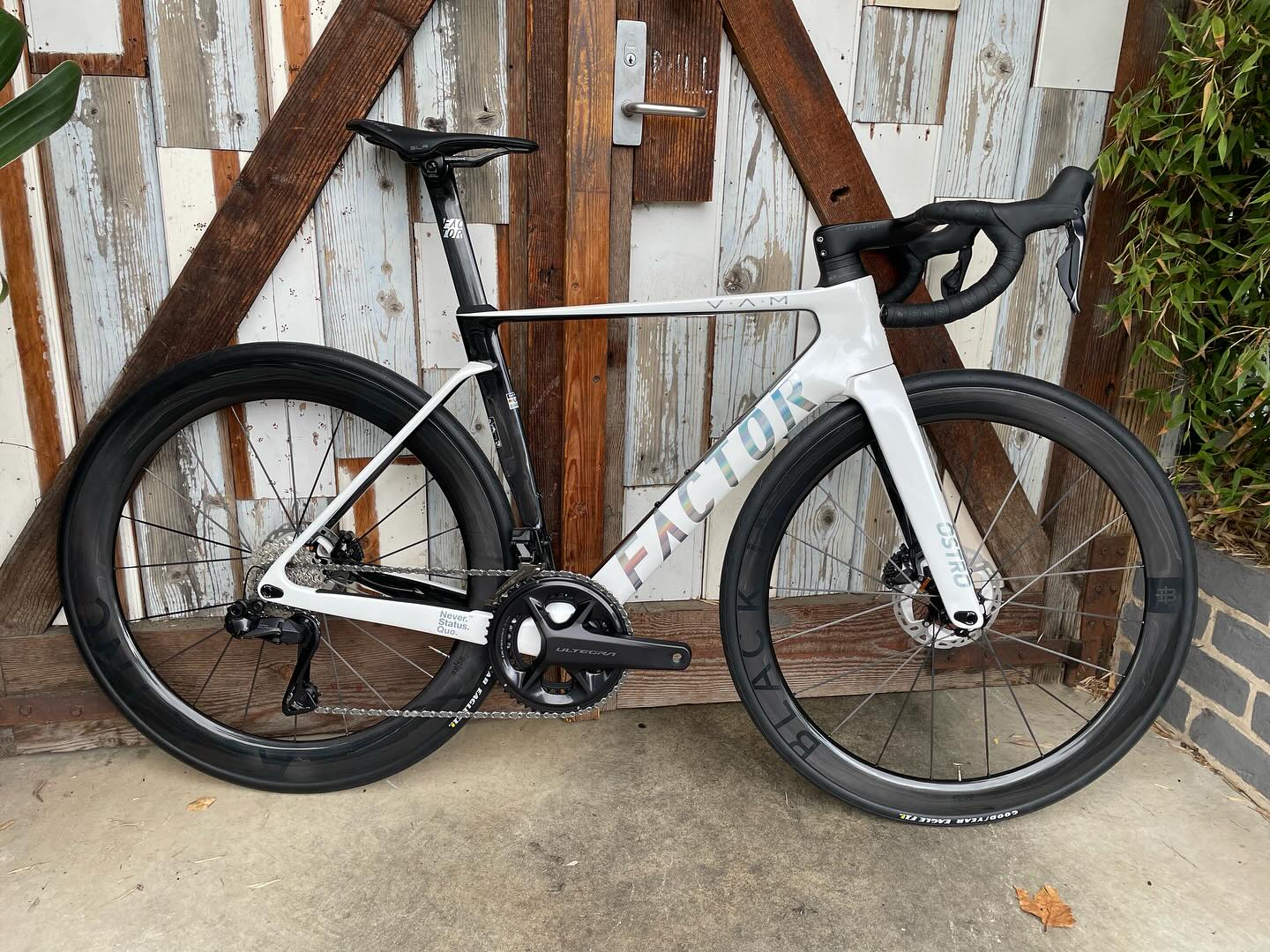 The Wow Factor has Arrived the all new Ostro .....
.
.
.
.
#factor #factorbikes #factorostro #bikes #bikeporn #blackinc #wow #wowfactor #faf #newbike #cycle #cycleporn #ballaratlifestyle #ballaratbusiness #cyclecity