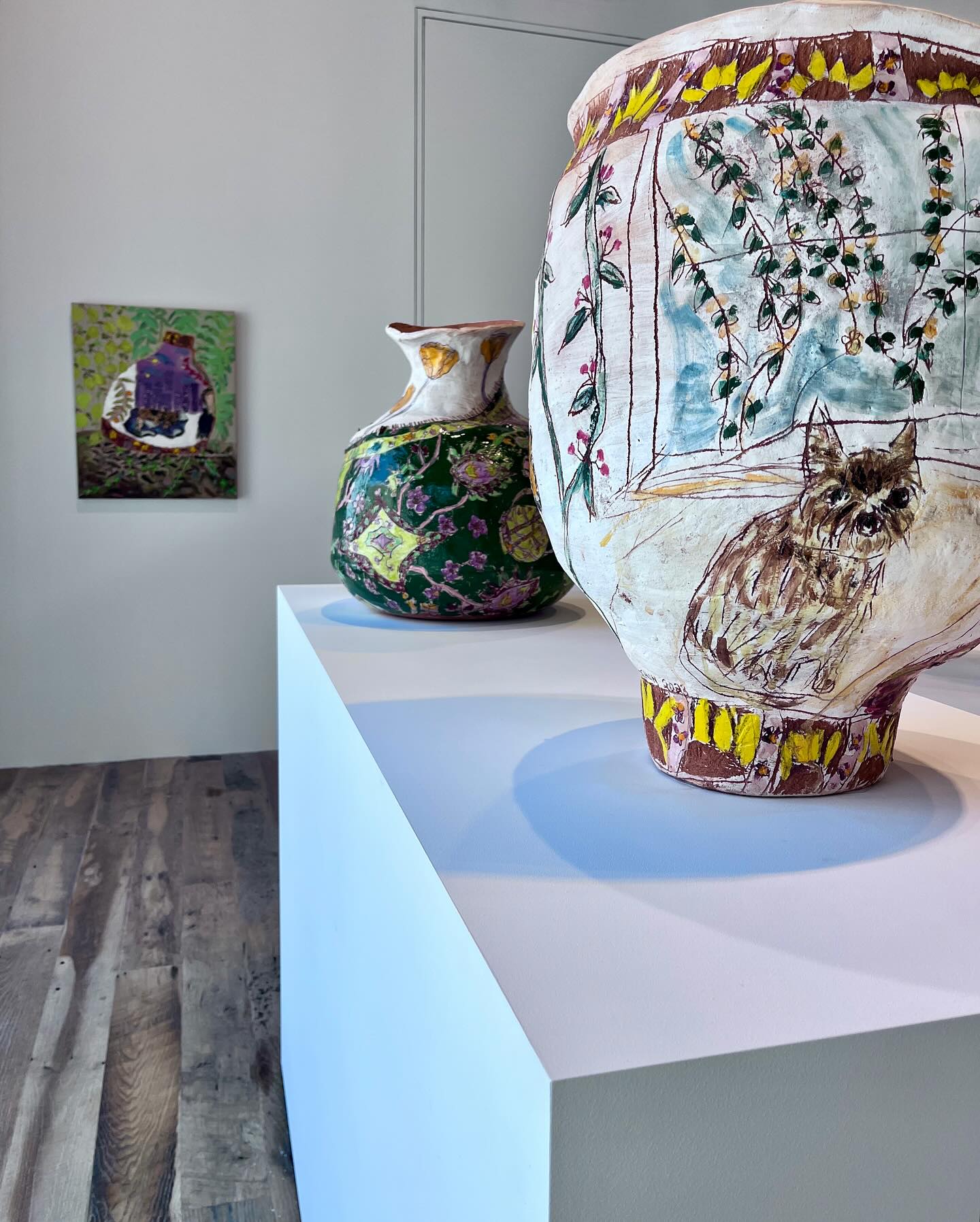 A throwback to our beautiful visit to the opening of Jennifer Rochlin’s ‘Paintings On Clay’ series at Hauser & Wirth’s 22nd Street gallery. It is a must-see, showcasing her most recent series of large-scale hand-built terra cotta vessels and small paintings until July 12th.
‘Jennifer Rochlin doesn’t shy away from intimate details—in conversation or in art.
Her lovers, past and present, make frequent appearances on the painted surfaces of her undulating ceramic vessels. This spring, Rochlin’s works are taking an even more sybaritic turn. “Paintings on Clay,” Rochin’s first solo exhibition with @hauserwirth brings together recent canvases and large-scale hand-built terracotta vessels. On these surfaces, Rochlin paints glimpses of her kids, friends, and lovers interspersed with vegetal bounty. Collective intimacy is fundamental to Rochlin’s practice. Consider the star of the Hauser & Wirth show, the collaborative work ‘Honey Pot.’ It bears the marks of 22 artists in LA’s creative community, each of whom was invited to provide her own interpretation of the vagina. In its current form, the piece includes contributions from Hilary Pecis, Jen Guidi, and Blair Saxon-Hill, among others. For Honey Pot, Rochlin focused exclusively on women artists’ interpretations. “We’ve seen enough male drawings of vaginas in art history,” she says. “I wanted this to be a celebration of women artists and women drawing ourselves.”’ - words by @katienorawhite @culturedmag
.
.
.
.
#hauserwirth #jenniferrochlin #cermaics #honeypot #paintingsonclay #women #femaleartist #art #artadvisory #artconsulting #avecartconsulting #artcollector