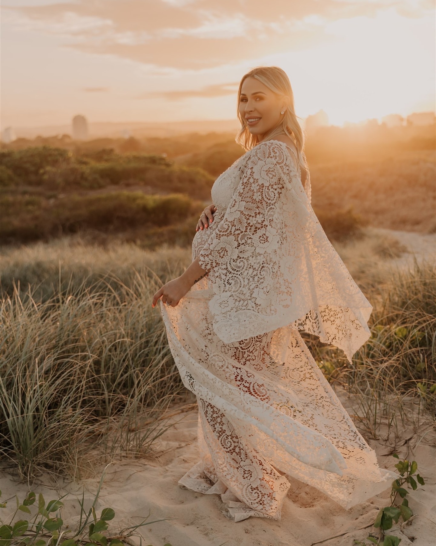 Beach vibes and sunset dreams with Jess 🧡