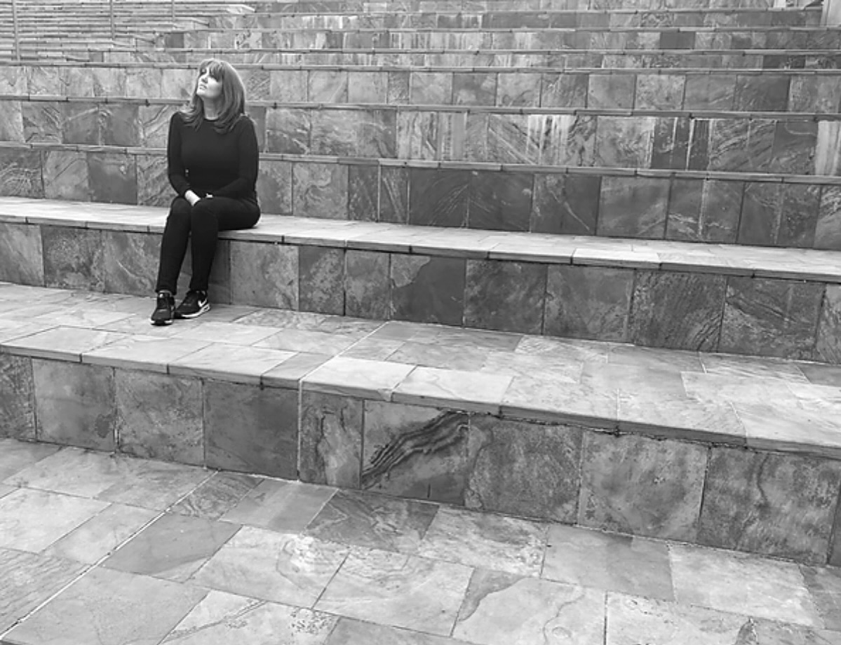 Owning the moment and being present, how’s it going? Here’s a couple of quick tips to get yourself back into now!✨ https://www.lifecoachforyou.com.au/post/own-the-moment-and-be-present #coaching #beingpresent #coachingtips