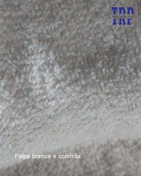 As toalhas felpudas oferecem maciez e alta absorção, capturando sujeira e líquidos com eficiência, garantindo um acabamento impecável sem danificar superfícies delicadas. Resistentes e duráveis, são ideais para uso doméstico e profissional, tornando-se uma escolha inteligente para quem valoriza qualidade na limpeza.