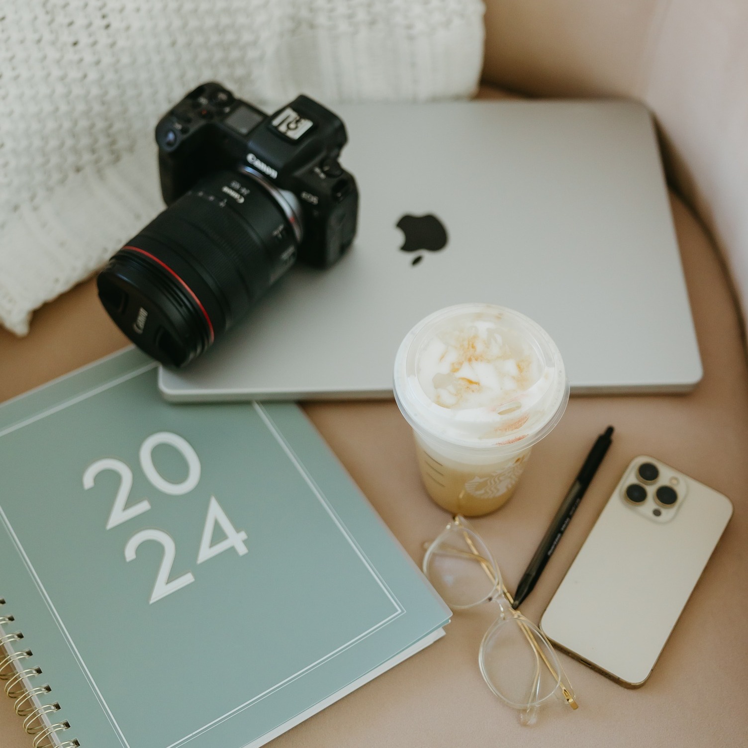✨ As 2024 comes to a close, we’re looking ahead to an exciting 2025! KM & Co. Marketing is looking to add another client for social media management in the new year, and we’d love to help your small business grow online. Let running your business be your #1 focus in 2025 & we'll handle the rest! 📲
#kmcomarketing #smallbusiness #socialmediamanagement #contentcreation #videography #graphicdesign #socialmediatips