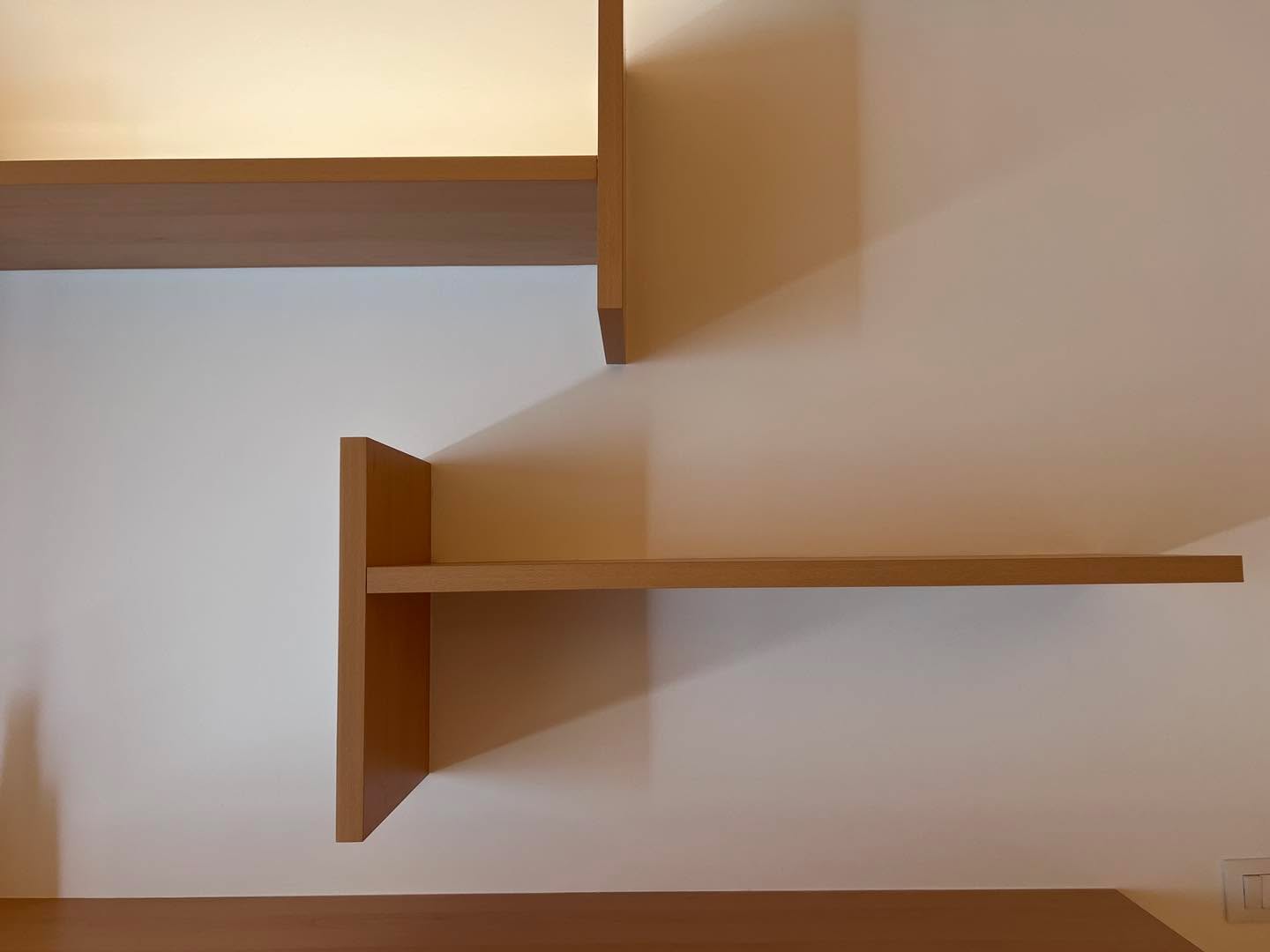 DETALLS
Estudiar un petit racó amb un detall fet a mida dona com a resultat un racó molt especial i interessant.
Ens encanta treballar cada petit espai per fer-lo únic i diferent.
#espaih #design #desig #designdetails #interiordesign #homesweethome #workdesign